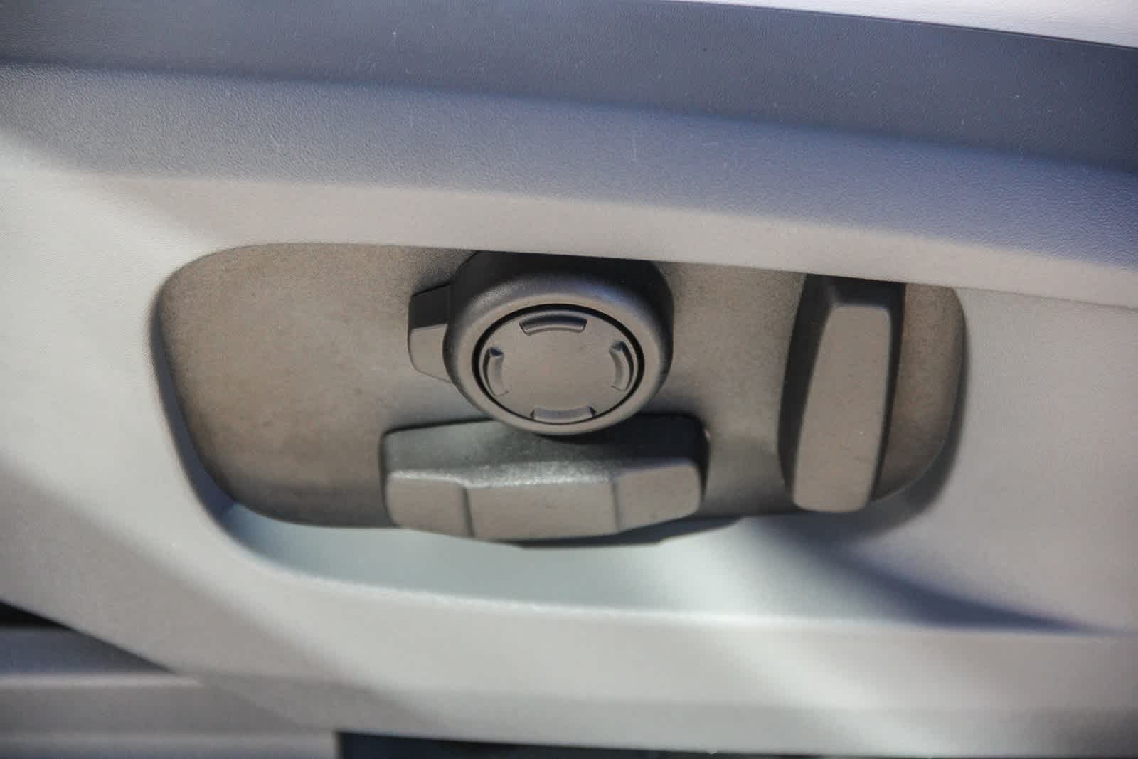 Thumbnail: 2026 Land Rover Defender - 19