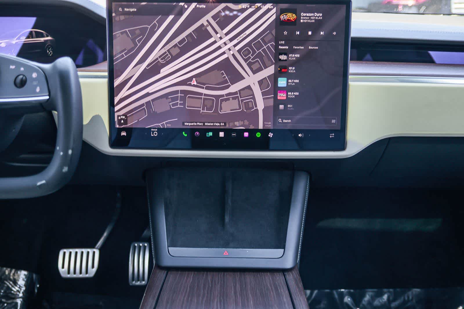 Thumbnail: 2023 Tesla Model X - 13