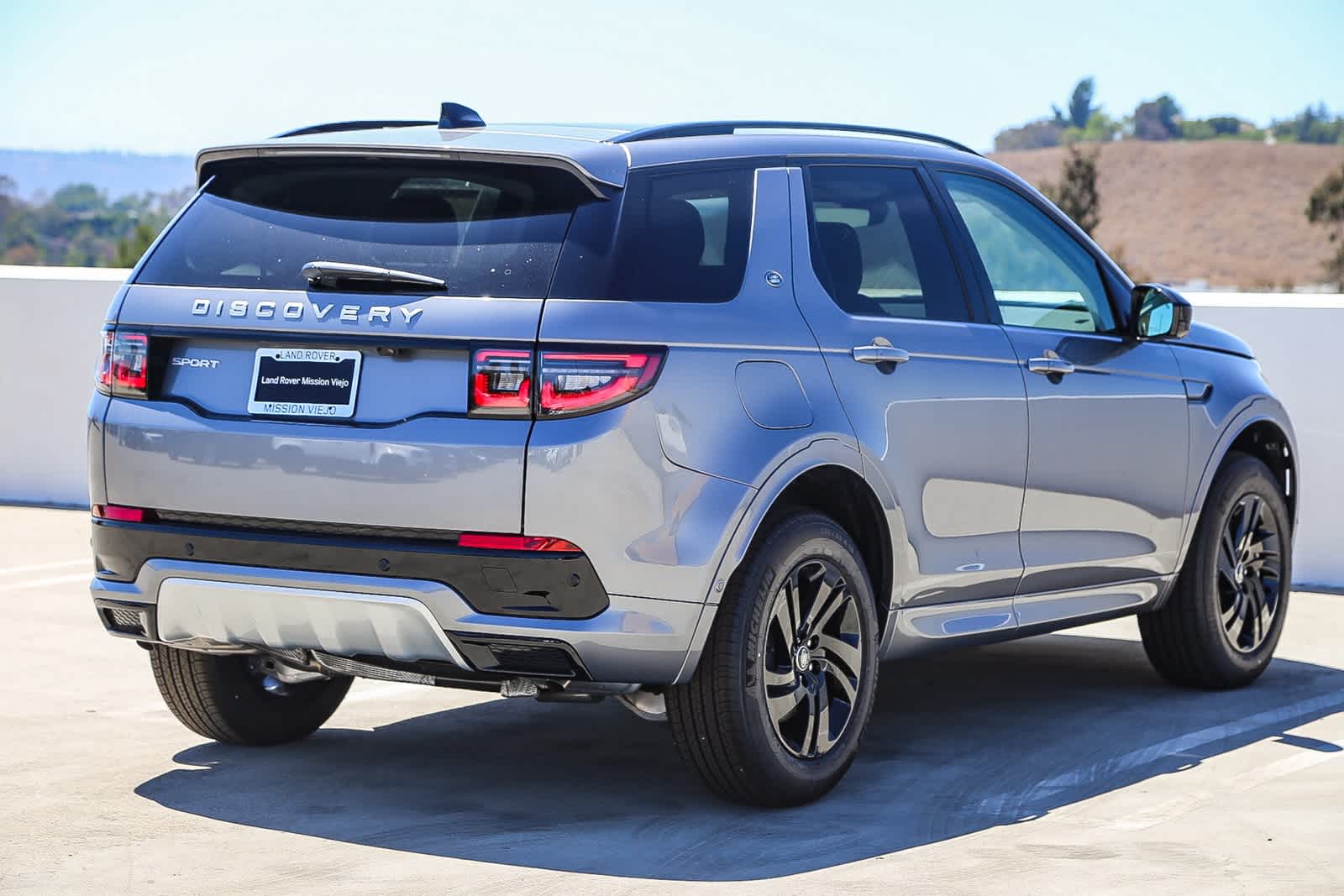 Thumbnail: 2025 Land Rover Discovery Sport - 8
