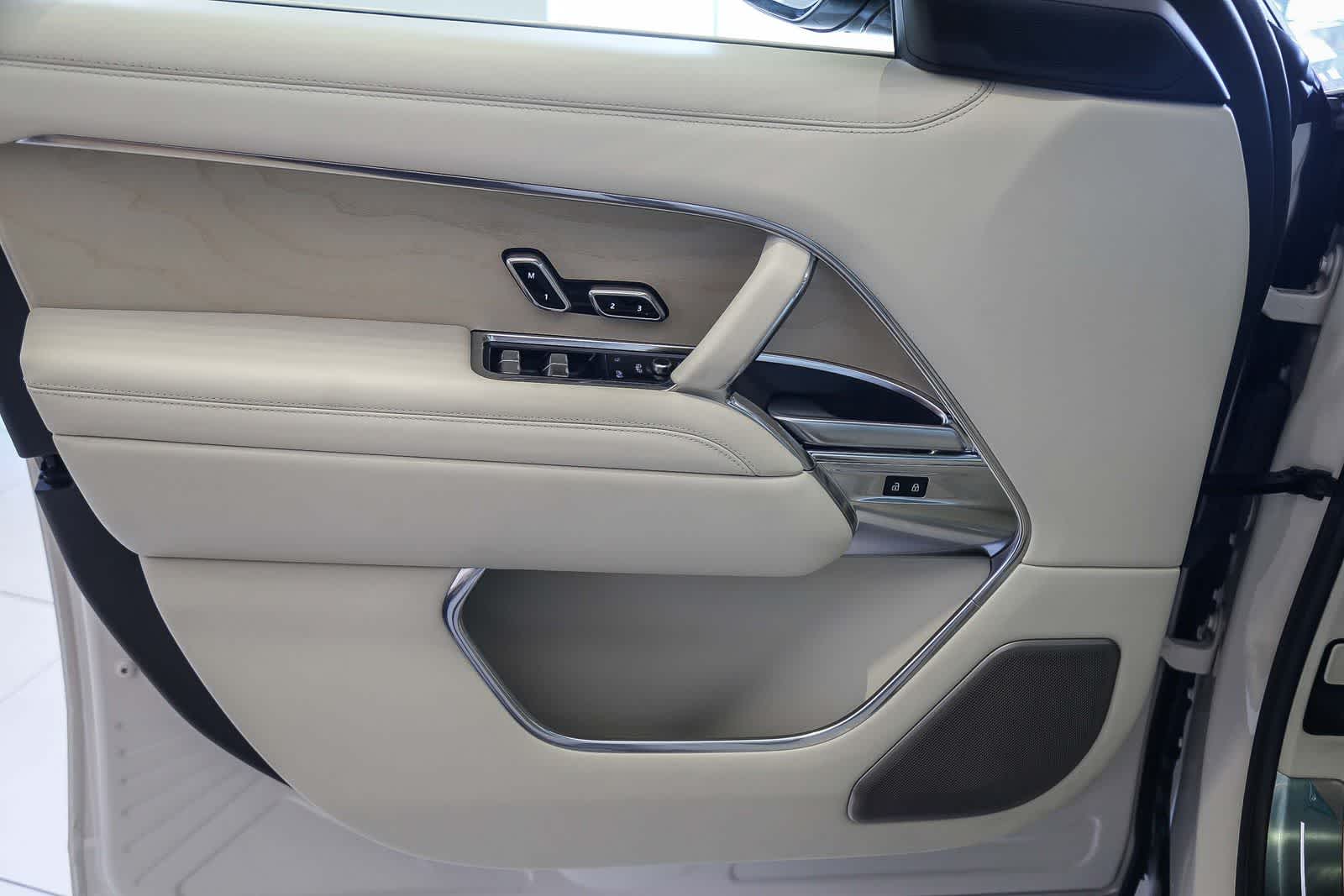 Thumbnail: 2024 Land Rover Range Rover - 29