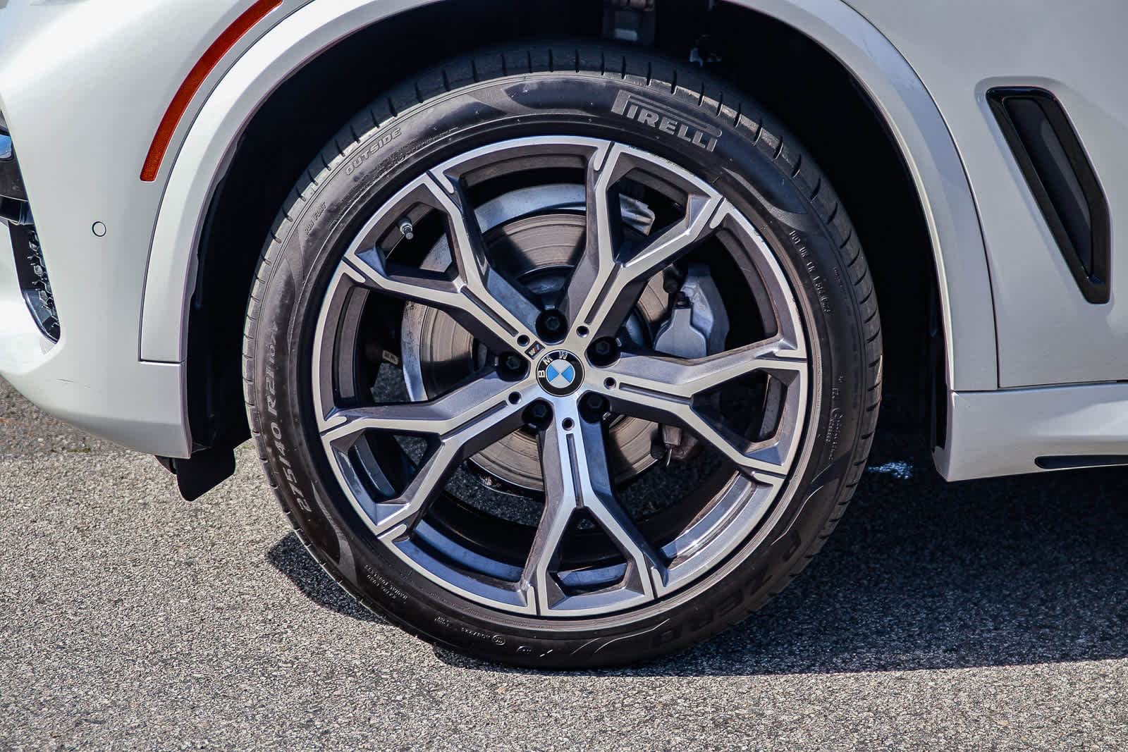 Thumbnail: 2021 BMW X5 - 9