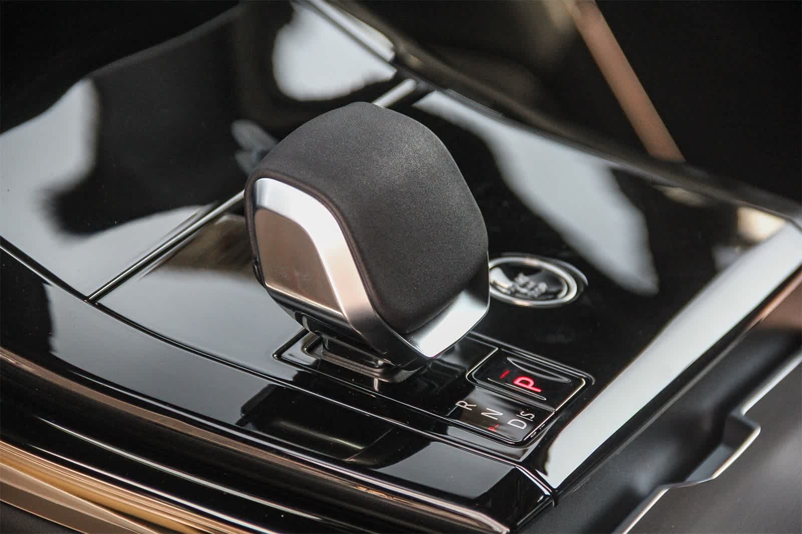 Thumbnail: 2025 Land Rover Range Rover Sport - 19