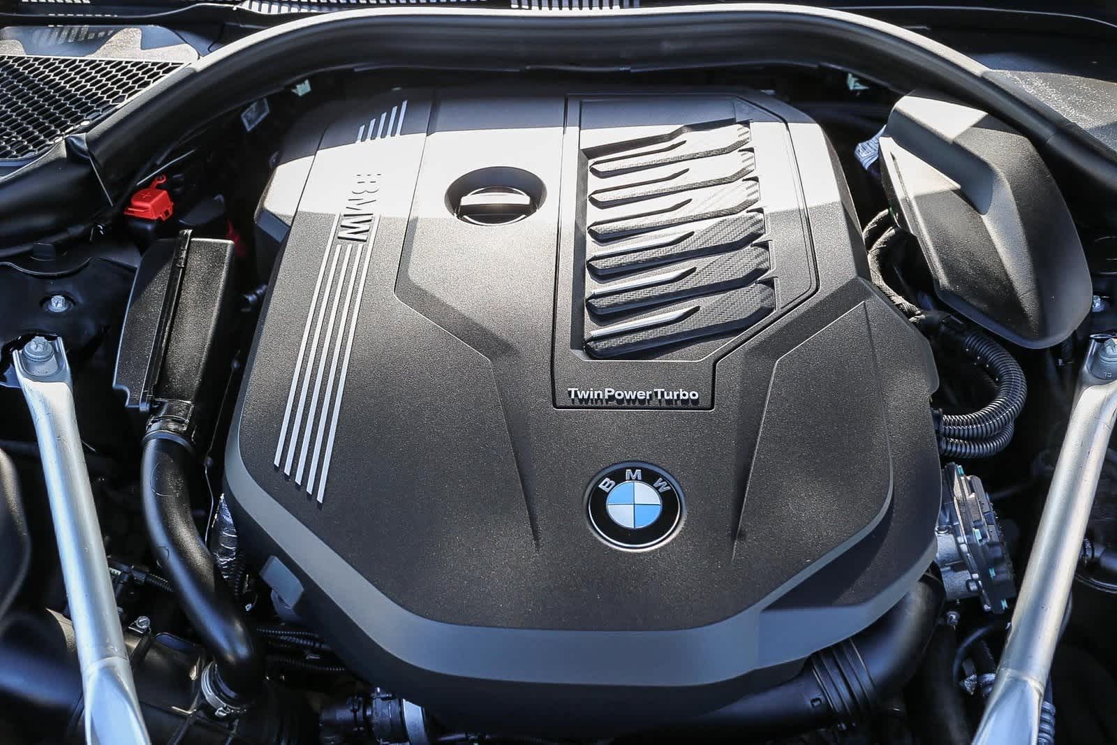 2023 BMW 8 Series 840i 24