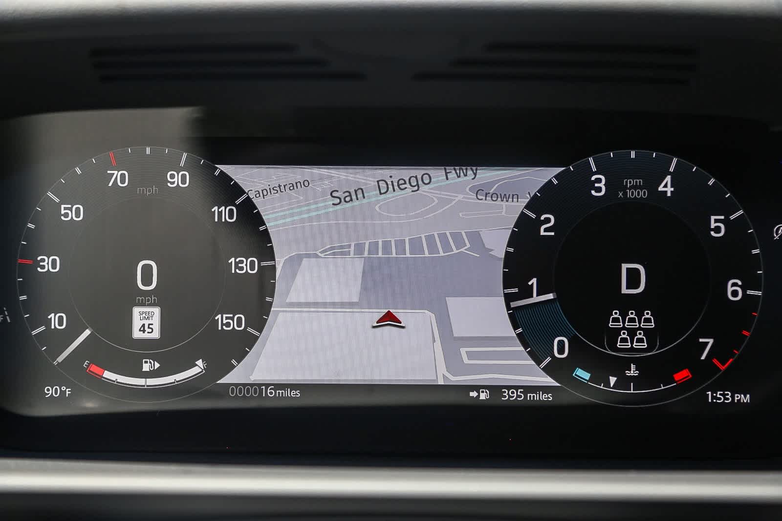 Thumbnail: 2025 Land Rover Discovery - 22