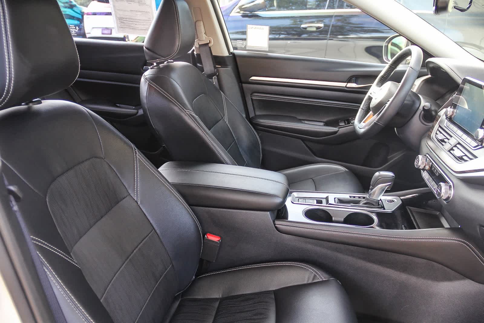 Thumbnail: 2020 Nissan Altima - 22