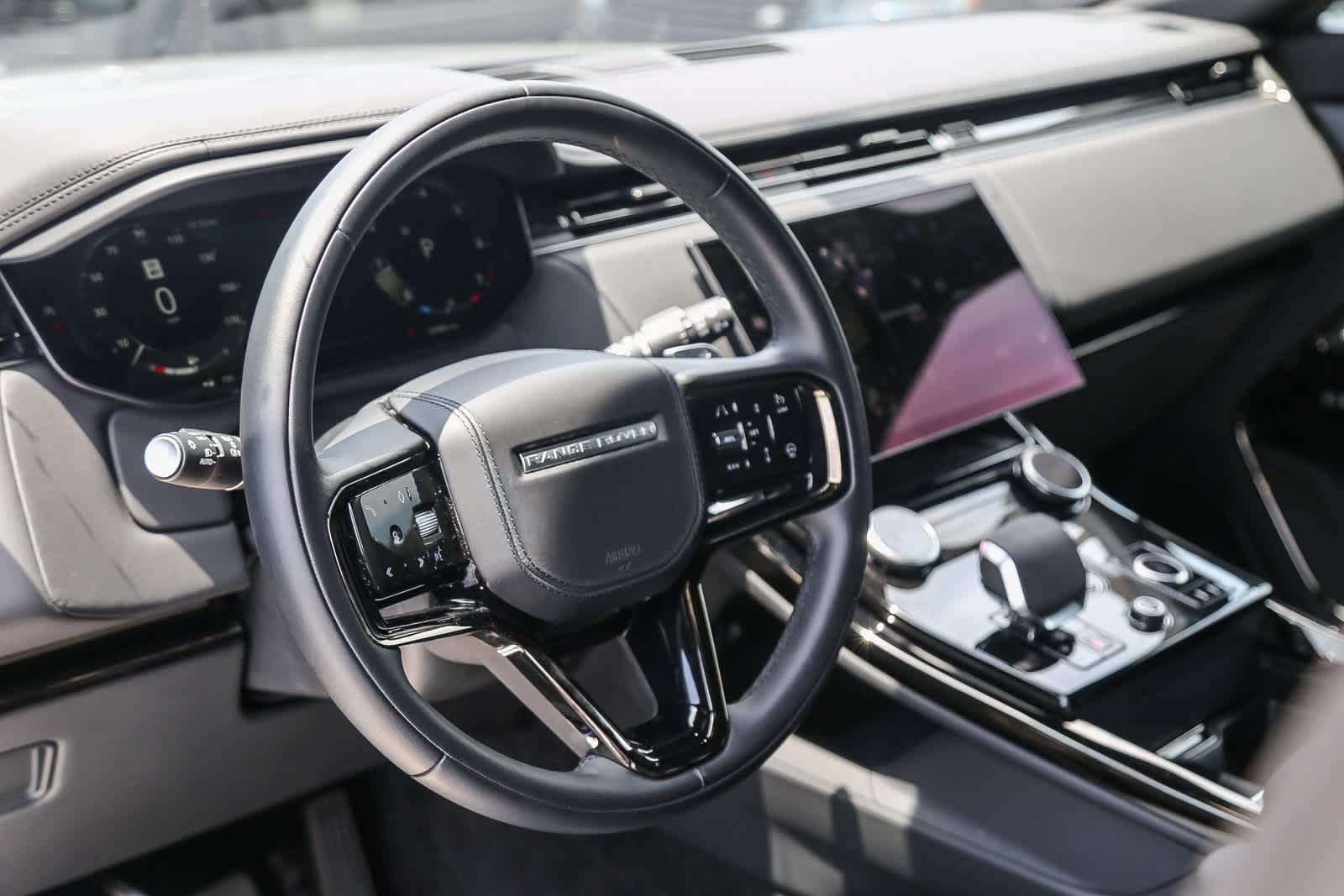 Thumbnail: 2023 Land Rover Range Rover Sport - 16