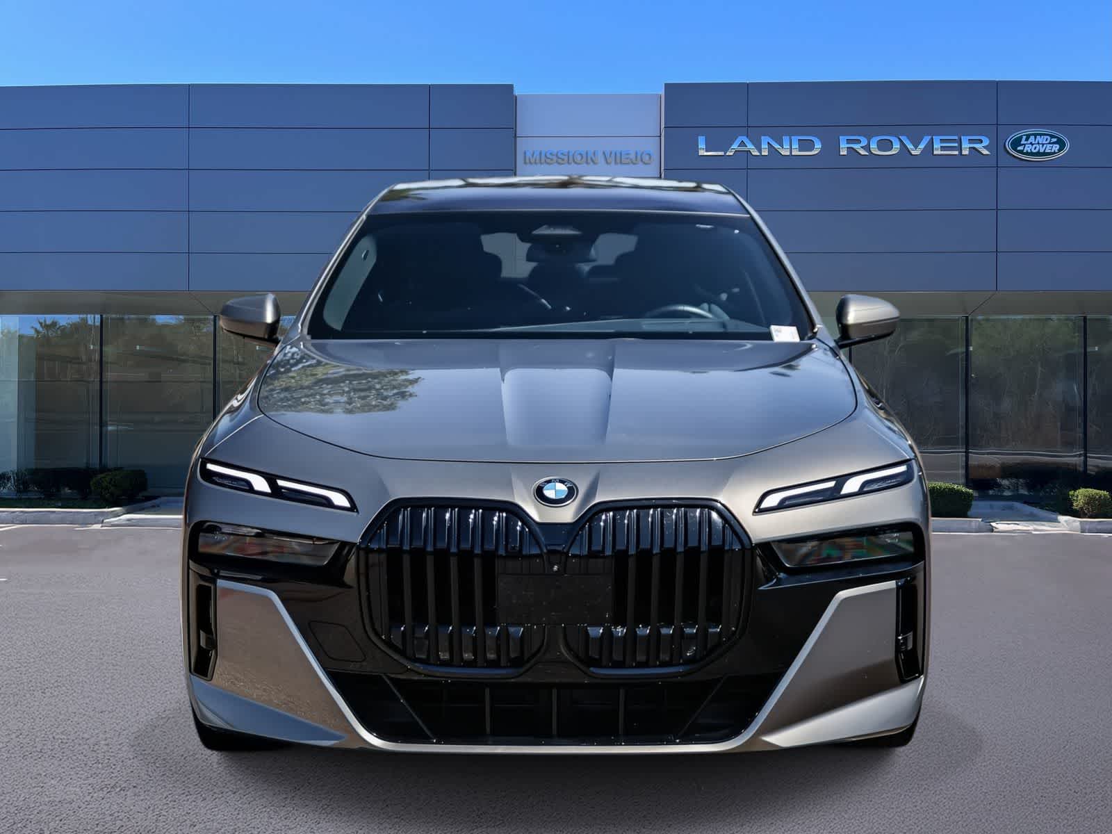 Thumbnail: 2024 BMW 7 Series - 2