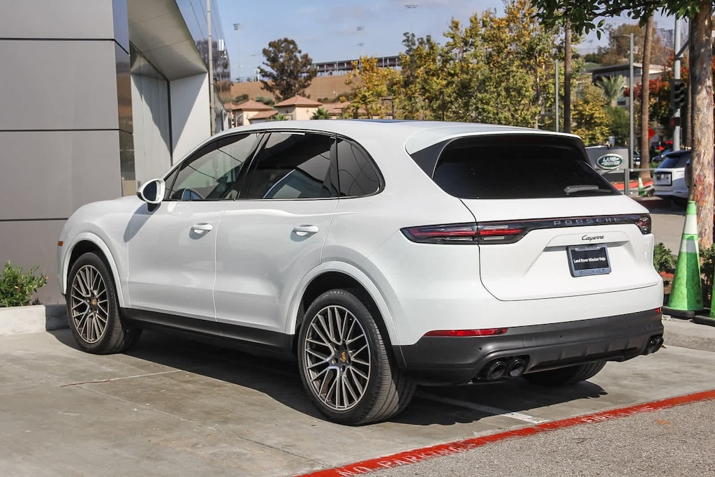 Used 2023 Porsche Cayenne Platinum Edition SUV
