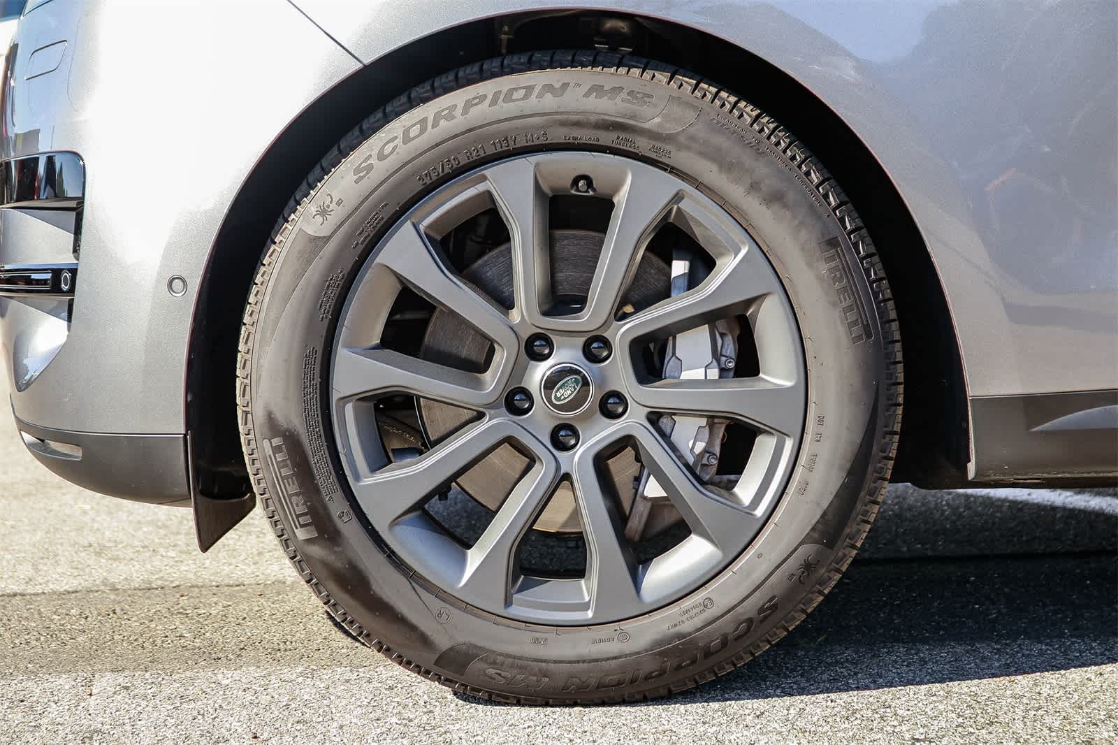 Thumbnail: 2025 Land Rover Range Rover Sport - 9