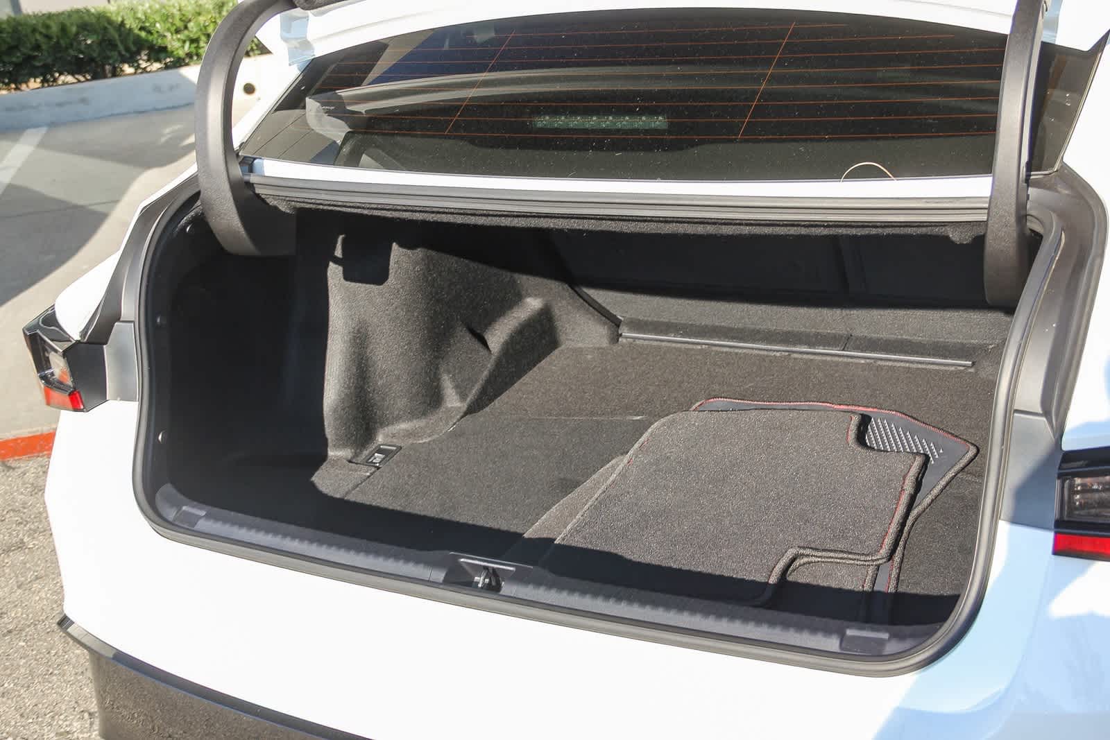 Thumbnail: 2024 Lexus IS - 22