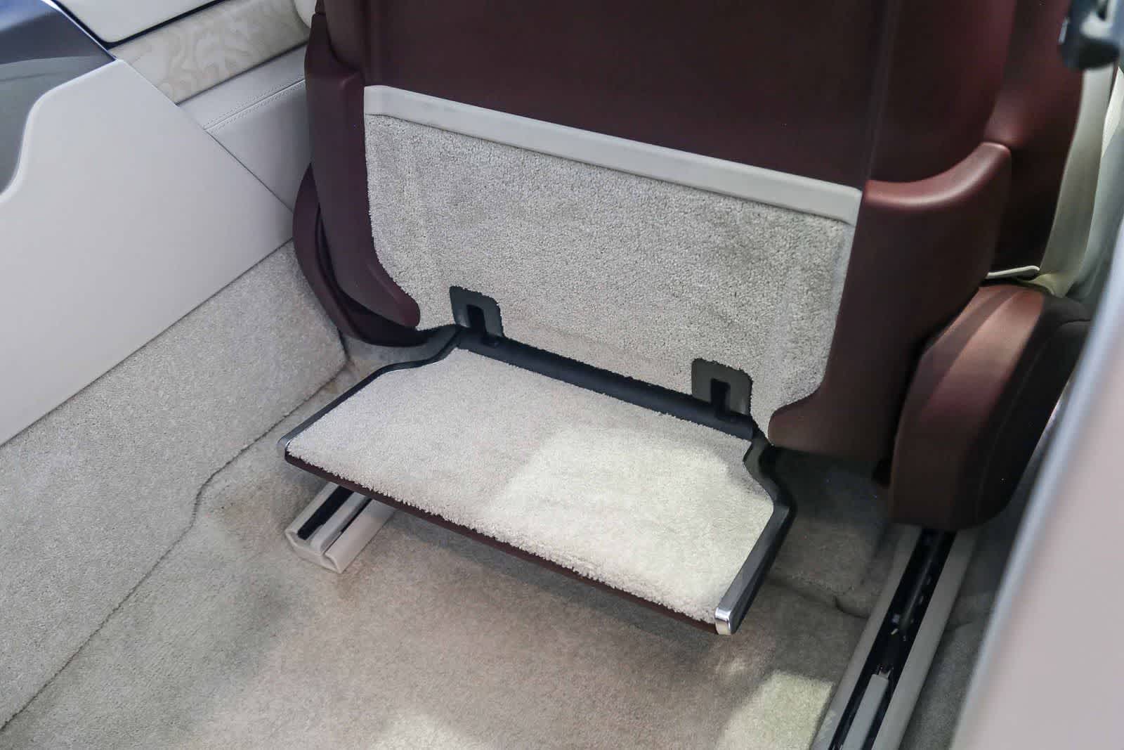 Thumbnail: 2024 Land Rover Range Rover - 21