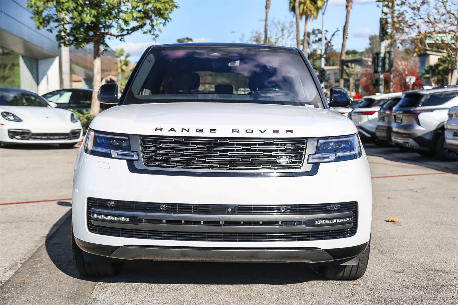 Thumbnail: 2023 Land Rover Range Rover - 2