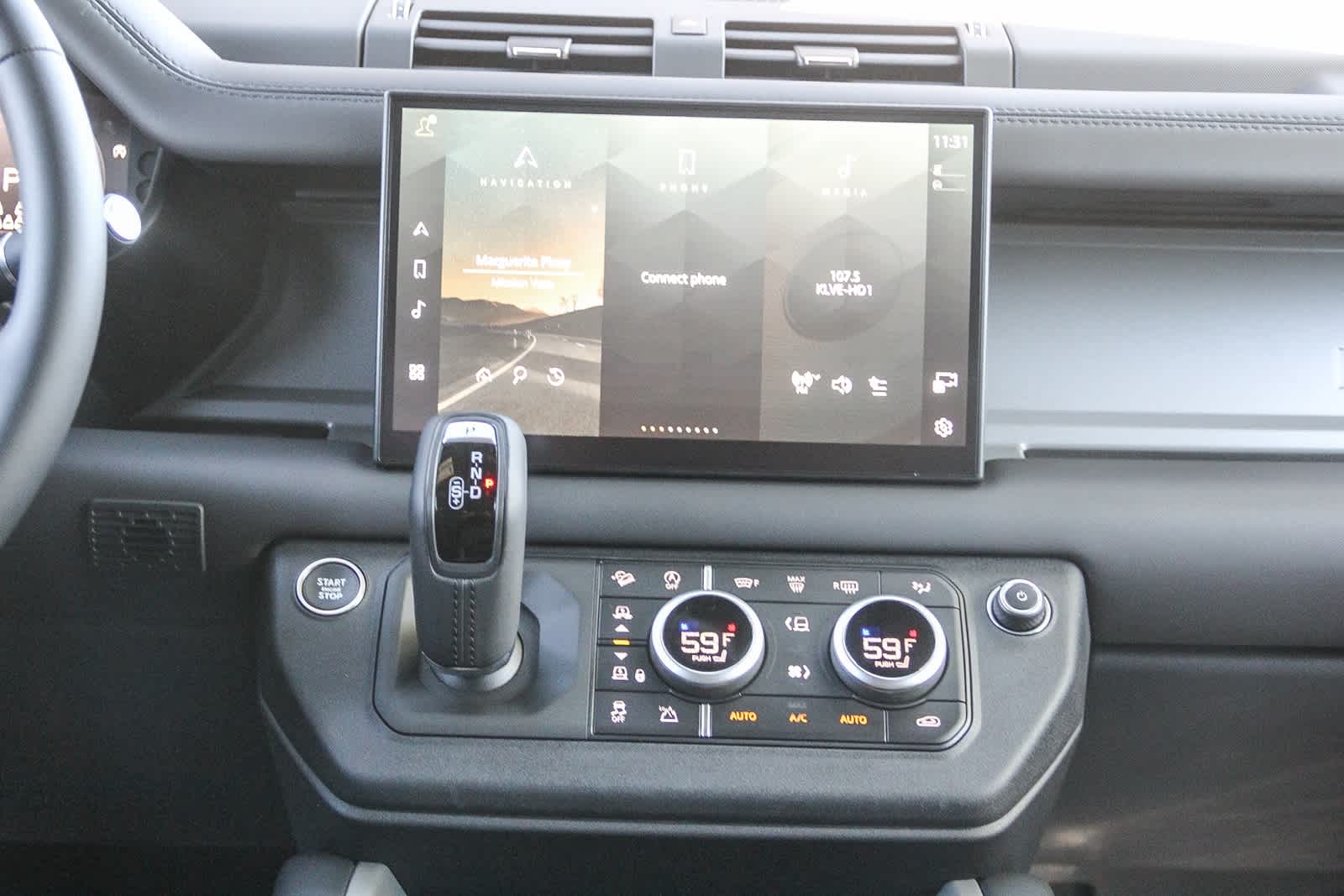 Thumbnail: 2025 Land Rover Defender - 13