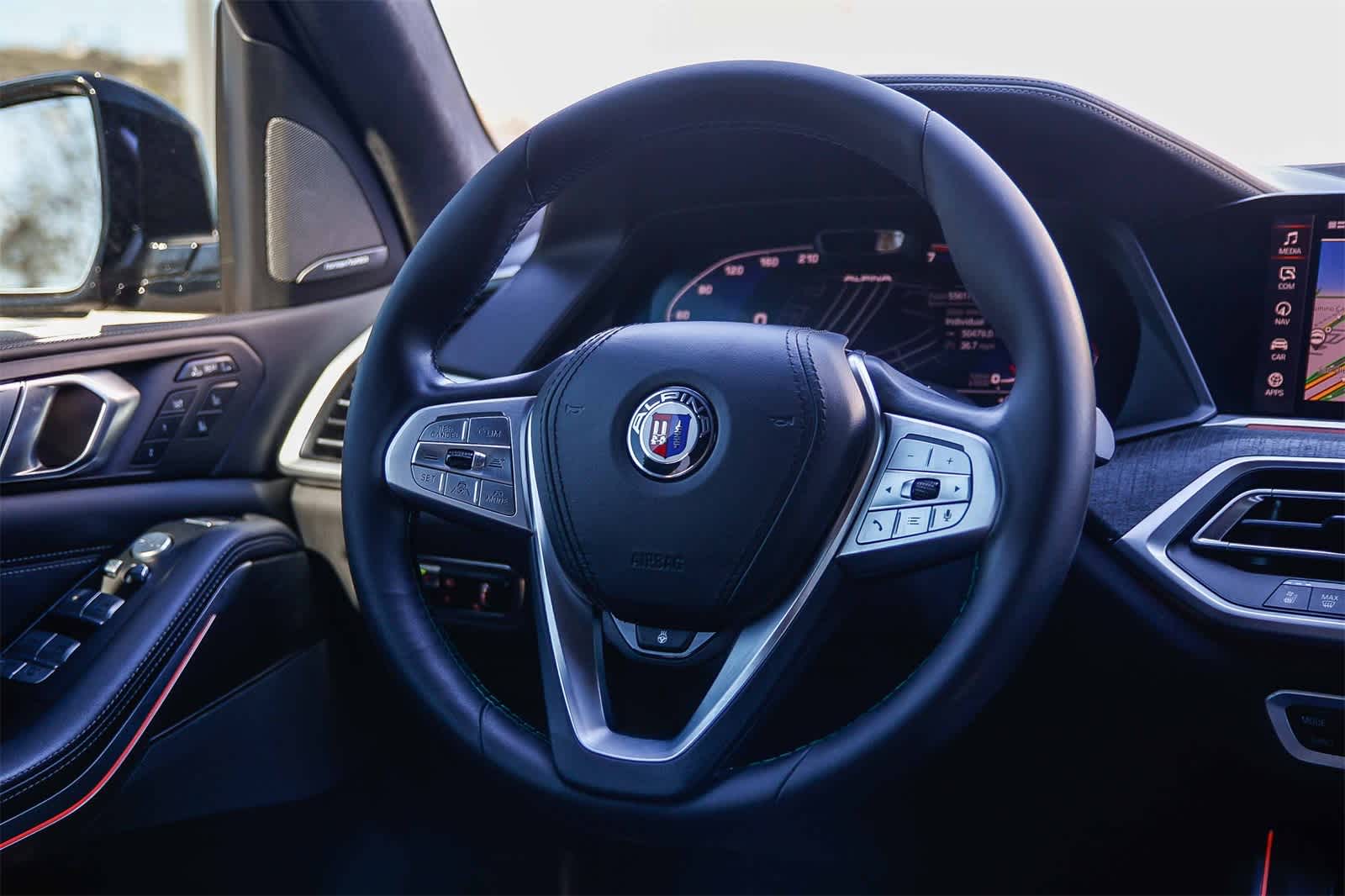 Thumbnail: 2022 BMW X7 - 14