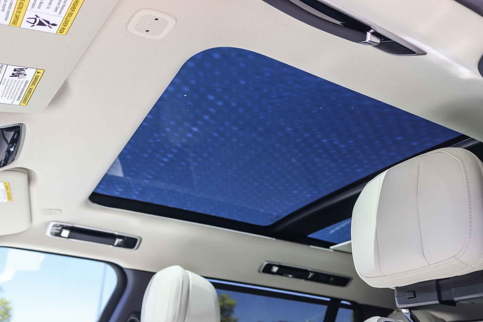 Thumbnail: 2026 Land Rover Range Rover - 19