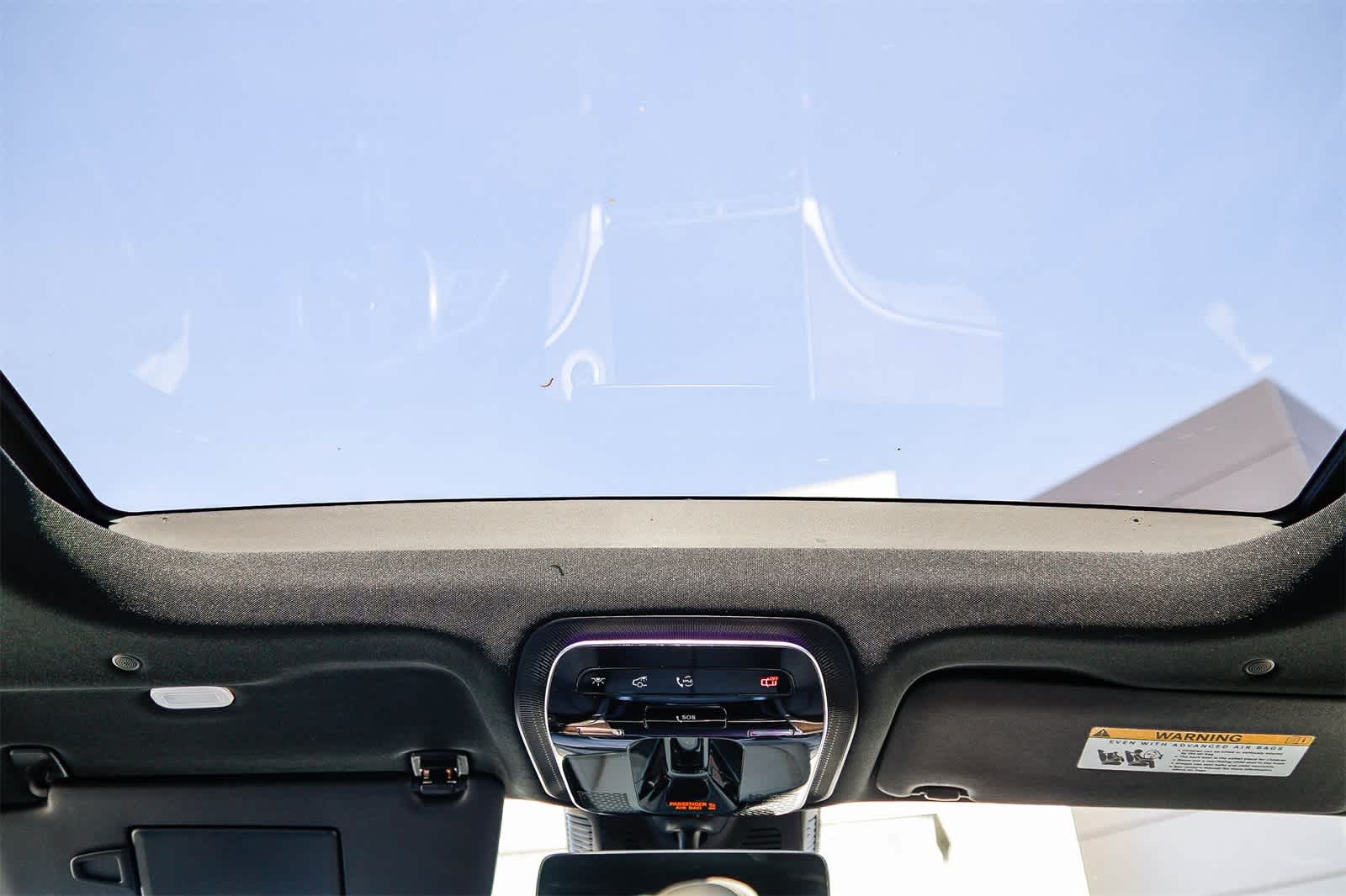 Thumbnail: 2024 Mercedes-Benz GLC - 16