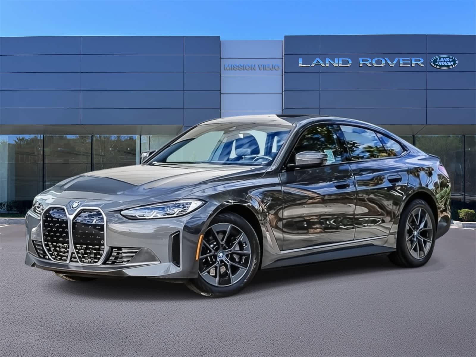 Thumbnail: 2022 BMW i4 - 1