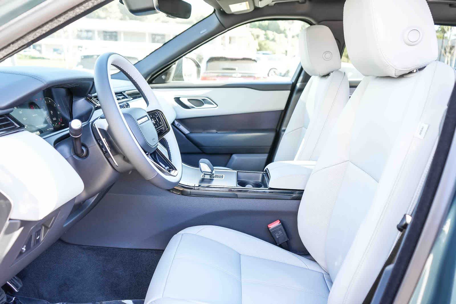 Thumbnail: 2026 Land Rover Range Rover Velar - 15