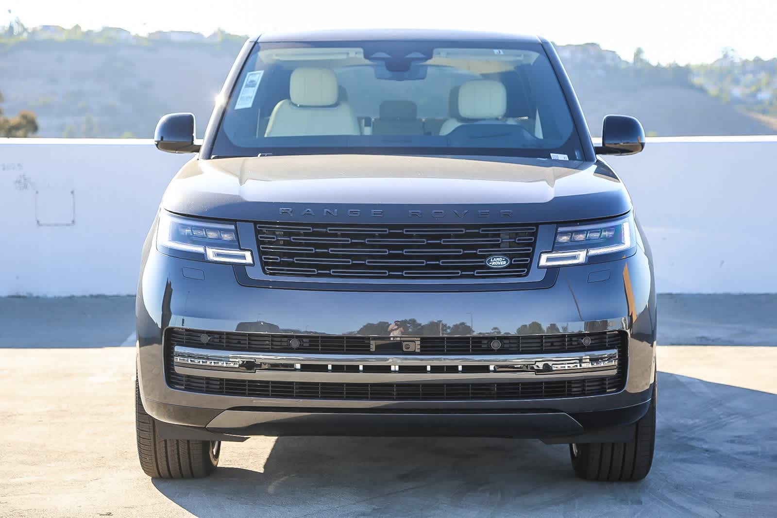 Thumbnail: 2025 Land Rover Range Rover - 2