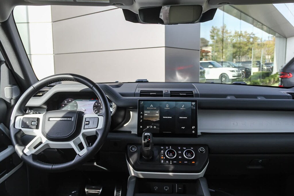 Certified 2023 Land Rover Defender SE SUV