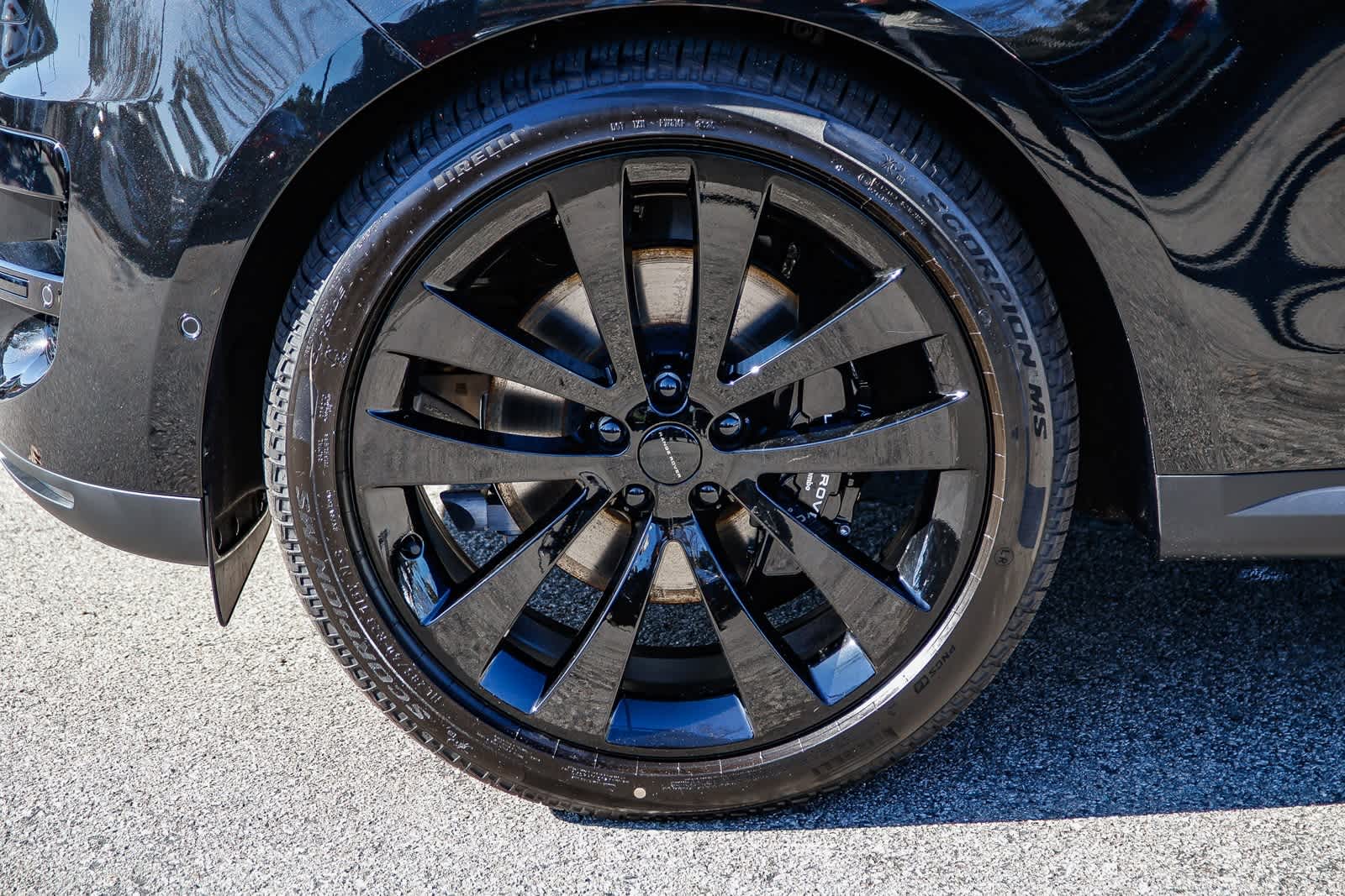 Thumbnail: 2026 Land Rover Range Rover Sport - 9