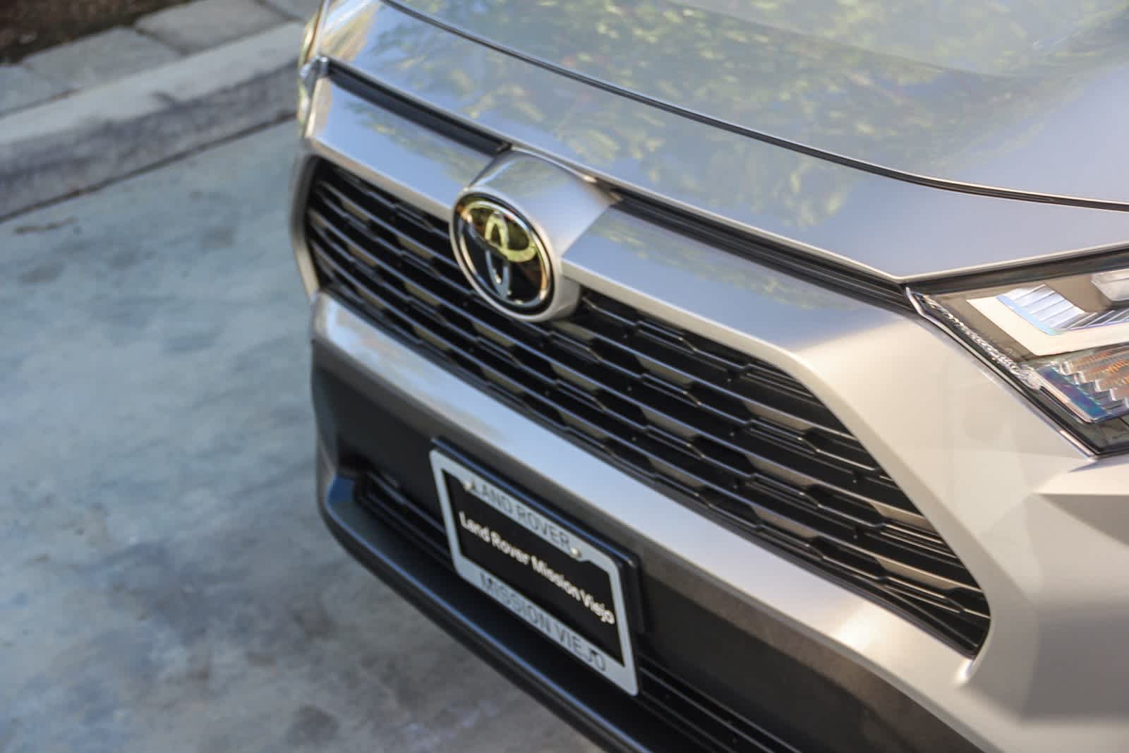 Thumbnail: 2022 Toyota RAV4 - 11