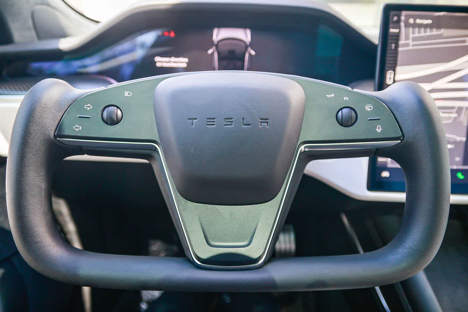 Thumbnail: 2021 Tesla Model S - 24