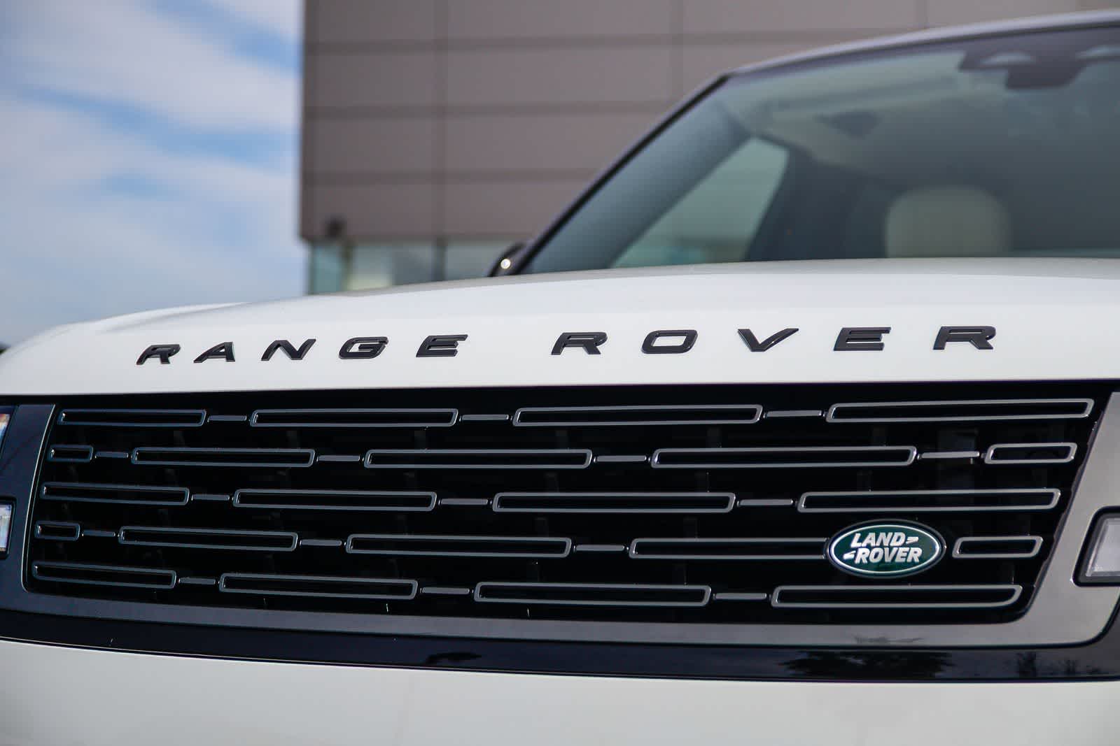 Thumbnail: 2026 Land Rover Range Rover - 11