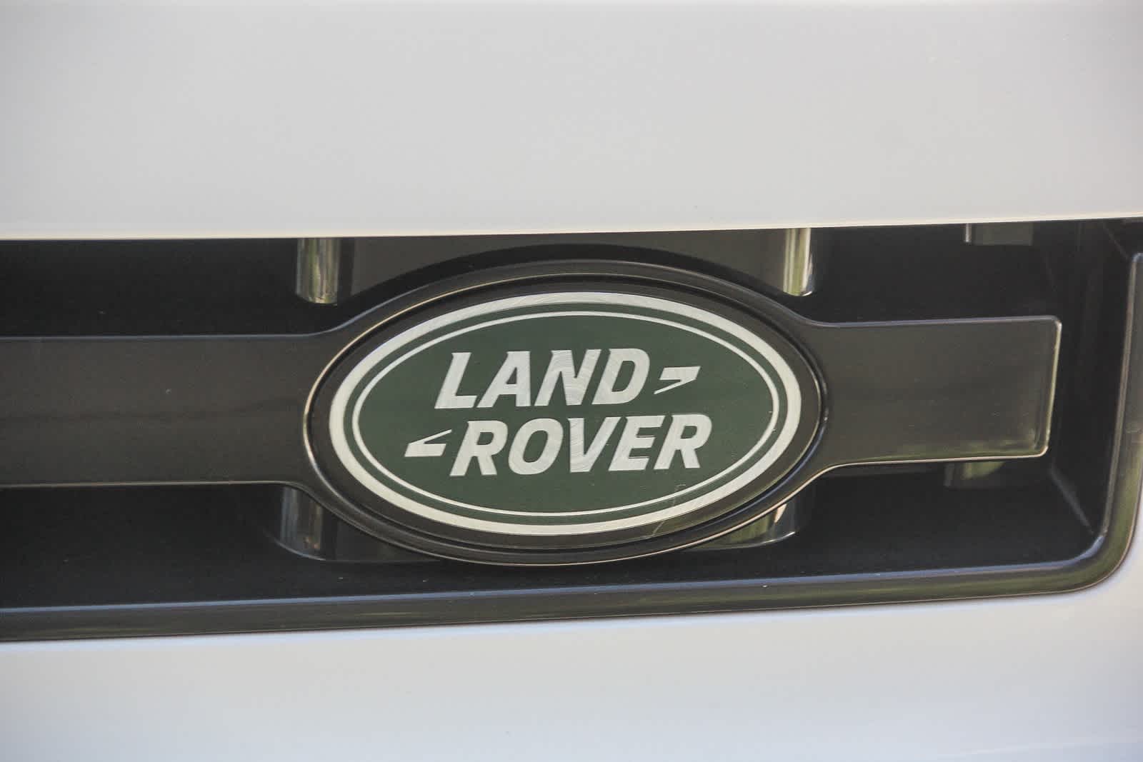 Thumbnail: 2025 Land Rover Defender - 11