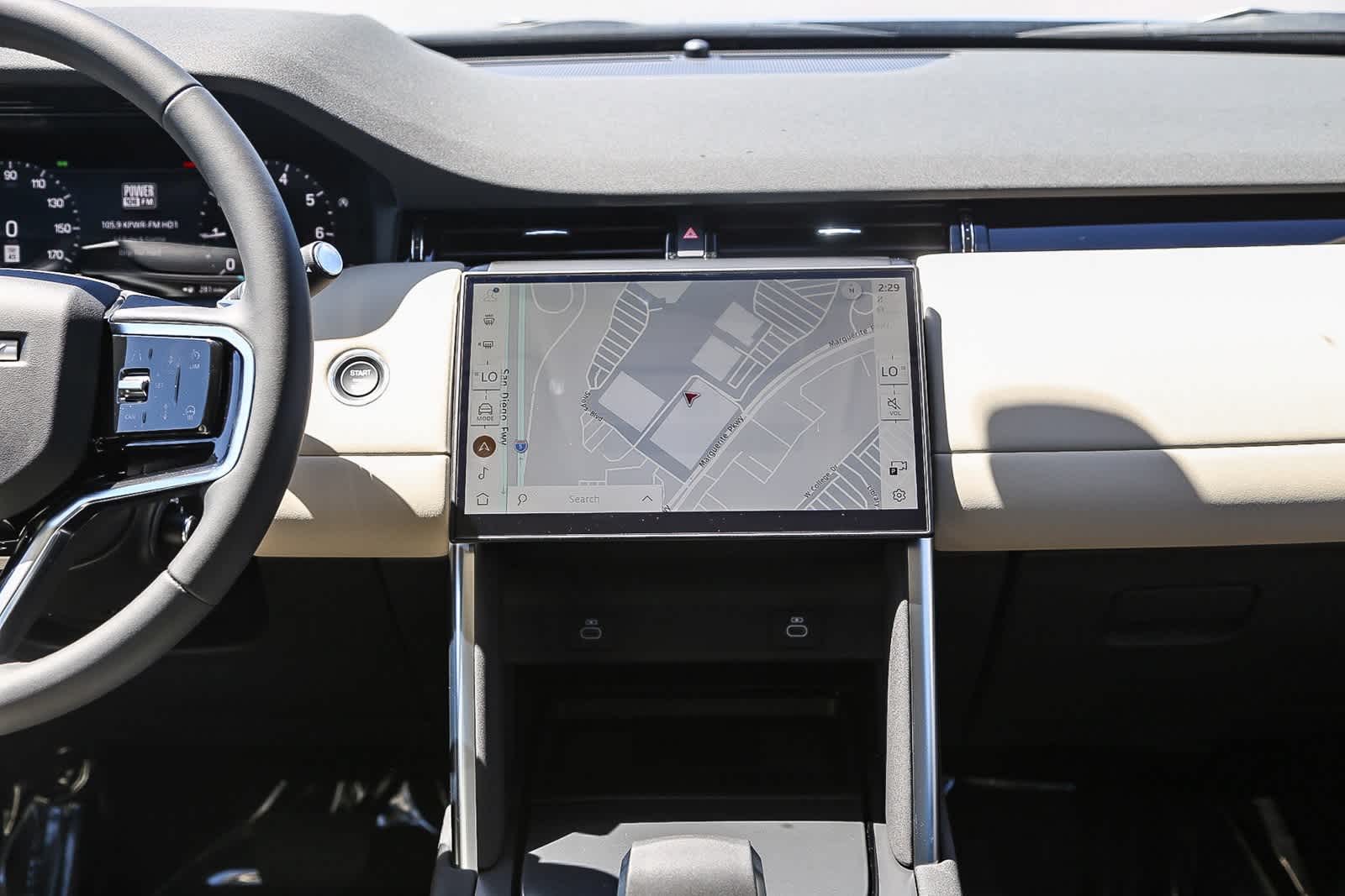 Thumbnail: 2025 Land Rover Discovery Sport - 13