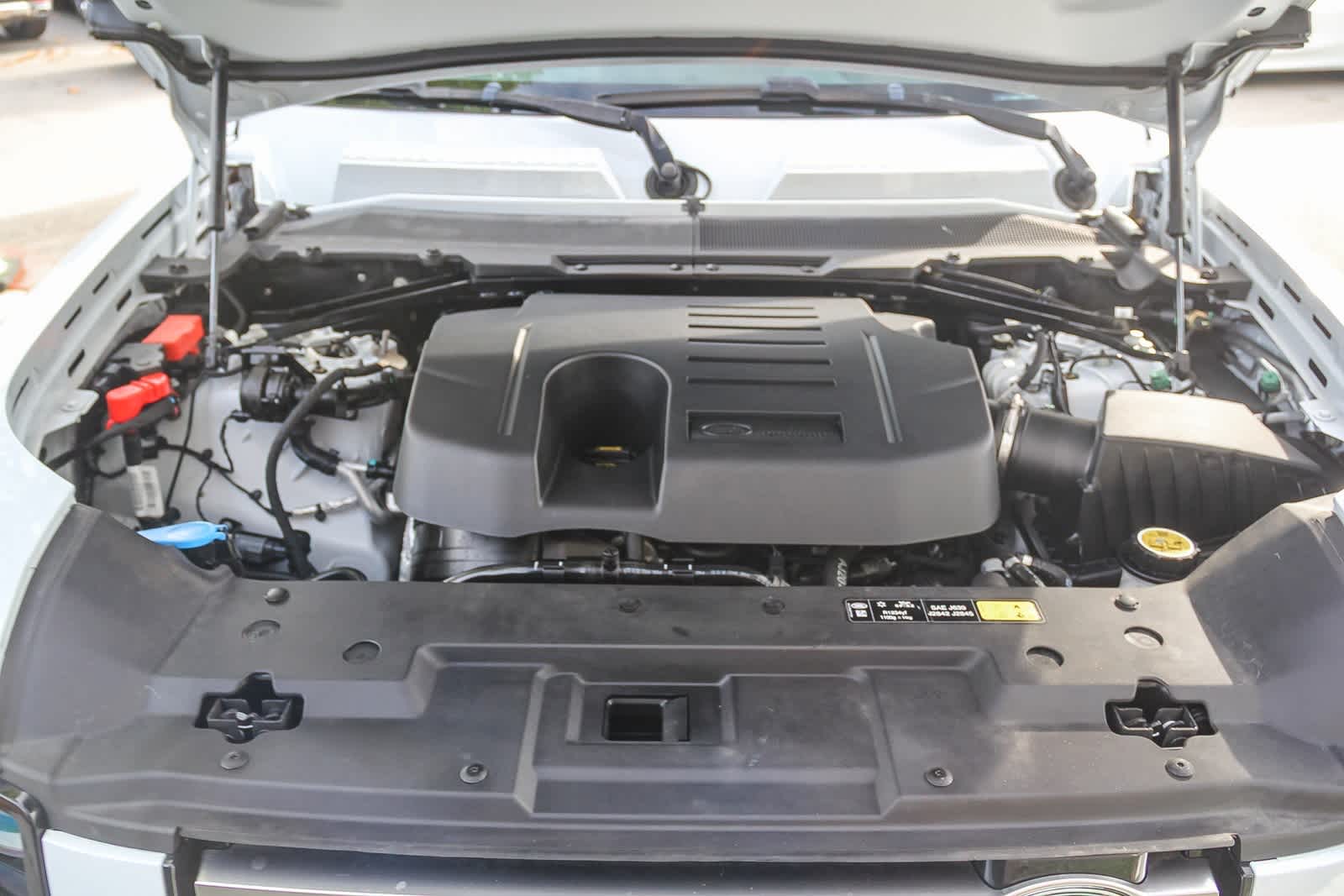 Thumbnail: 2023 Land Rover Defender - 19