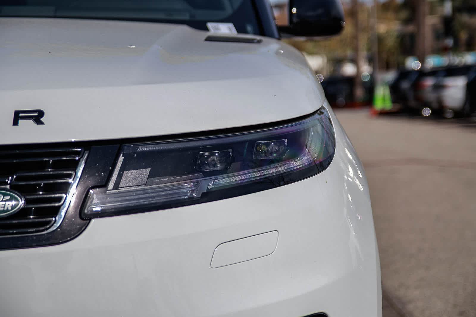 Thumbnail: 2026 Land Rover Range Rover Sport - 10