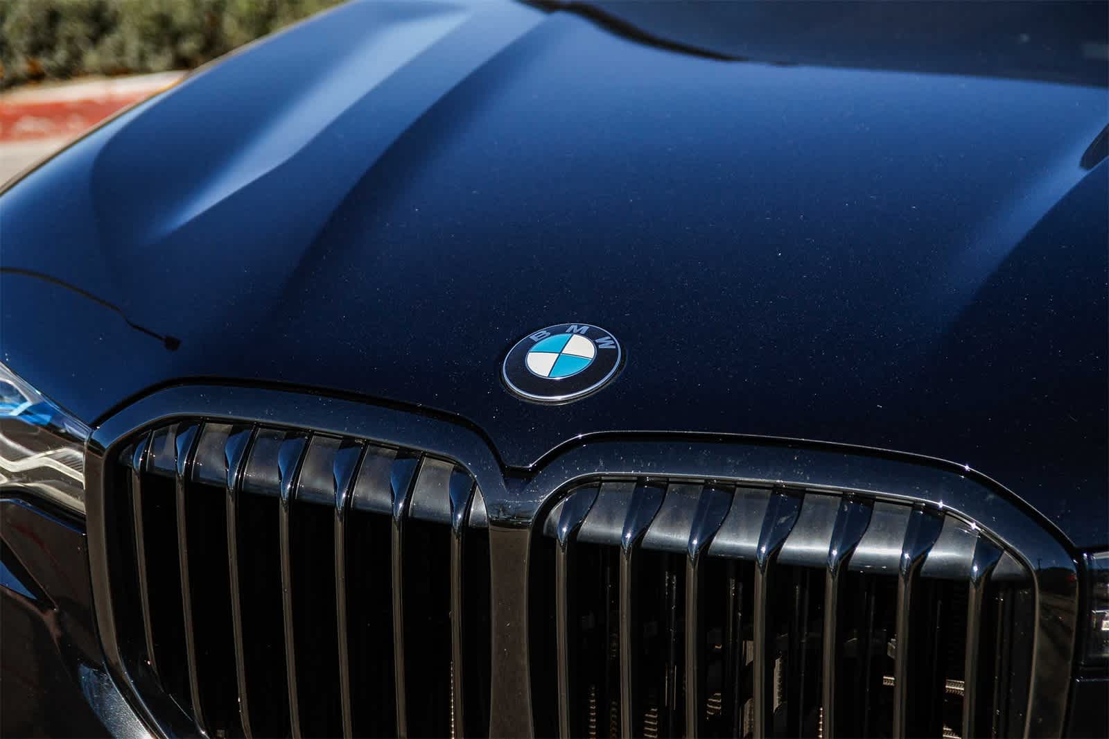 Thumbnail: 2022 BMW X7 - 10