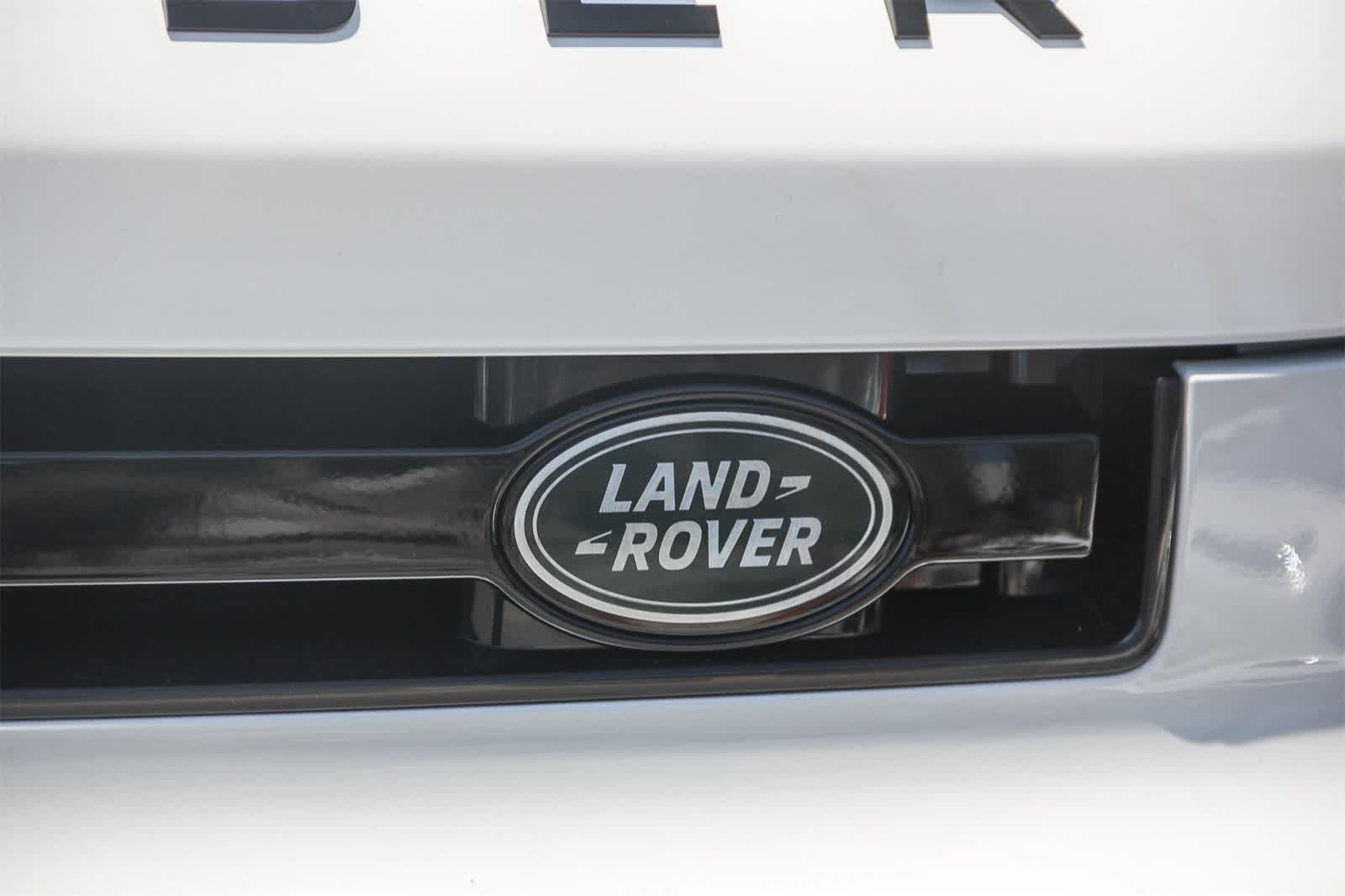 Thumbnail: 2024 Land Rover Defender - 11