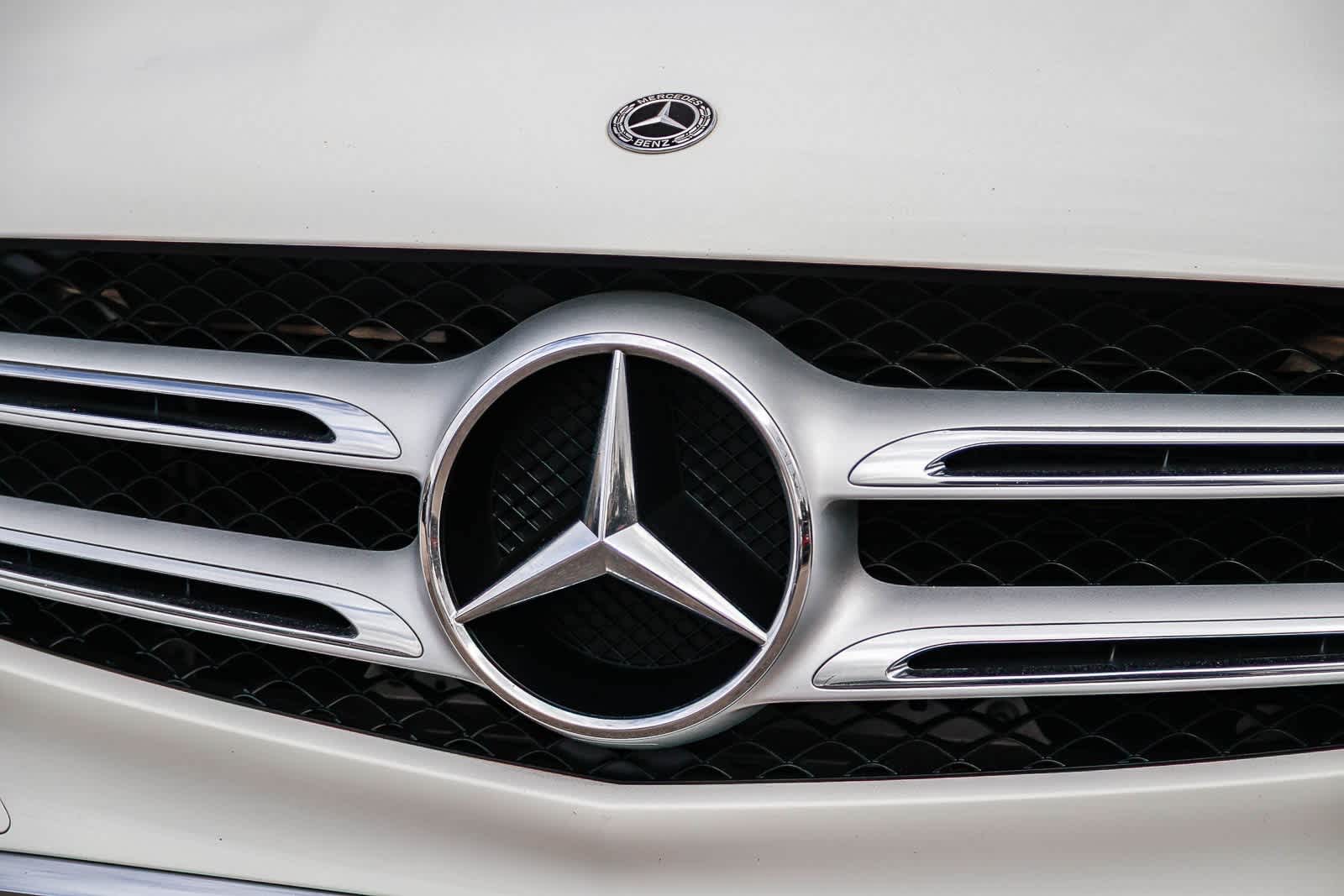 Thumbnail: 2019 Mercedes-Benz GLC - 11