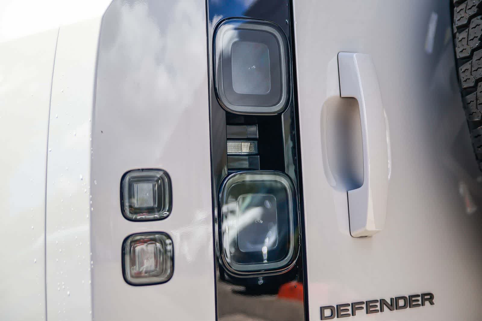 Thumbnail: 2026 Land Rover Defender - 7