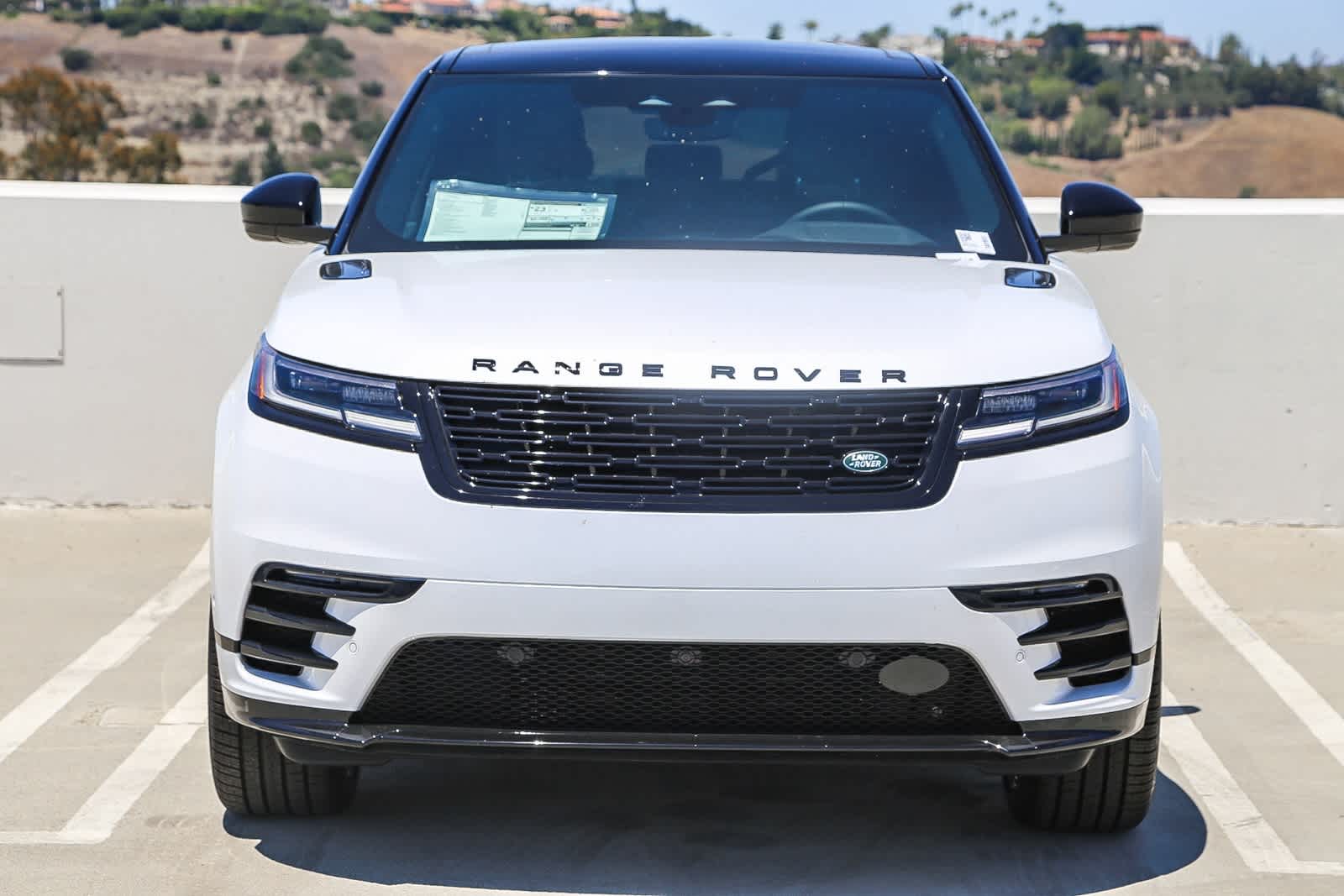 Thumbnail: 2026 Land Rover Range Rover Velar - 2