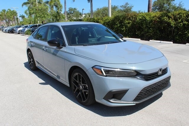 2022 Honda Civic Sport's photo