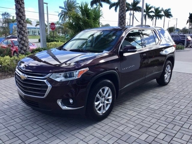 Used 2018 Chevrolet Traverse 1LT with VIN 1GNERGKW2JJ227697 for sale in Burlington, VT