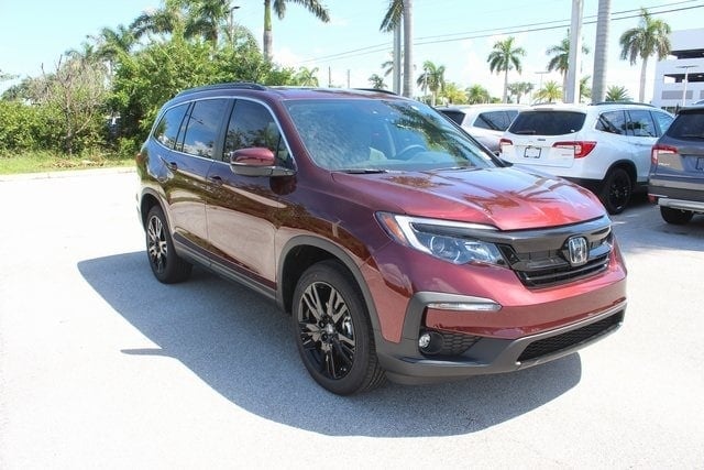 2022 Honda Pilot SE's photo