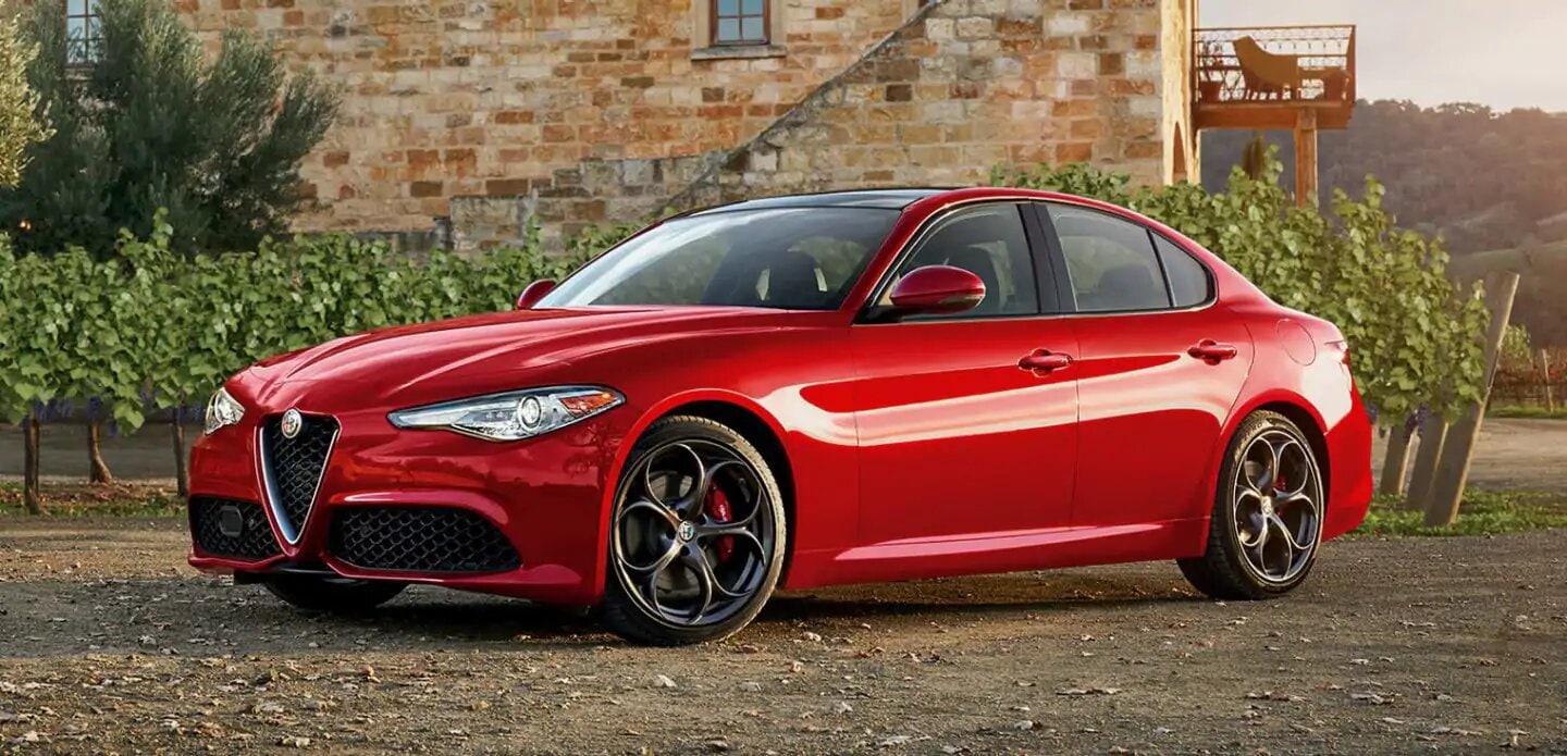 2019 Alfa Romeo Giulia A Luxurious World Class Sports Sedan