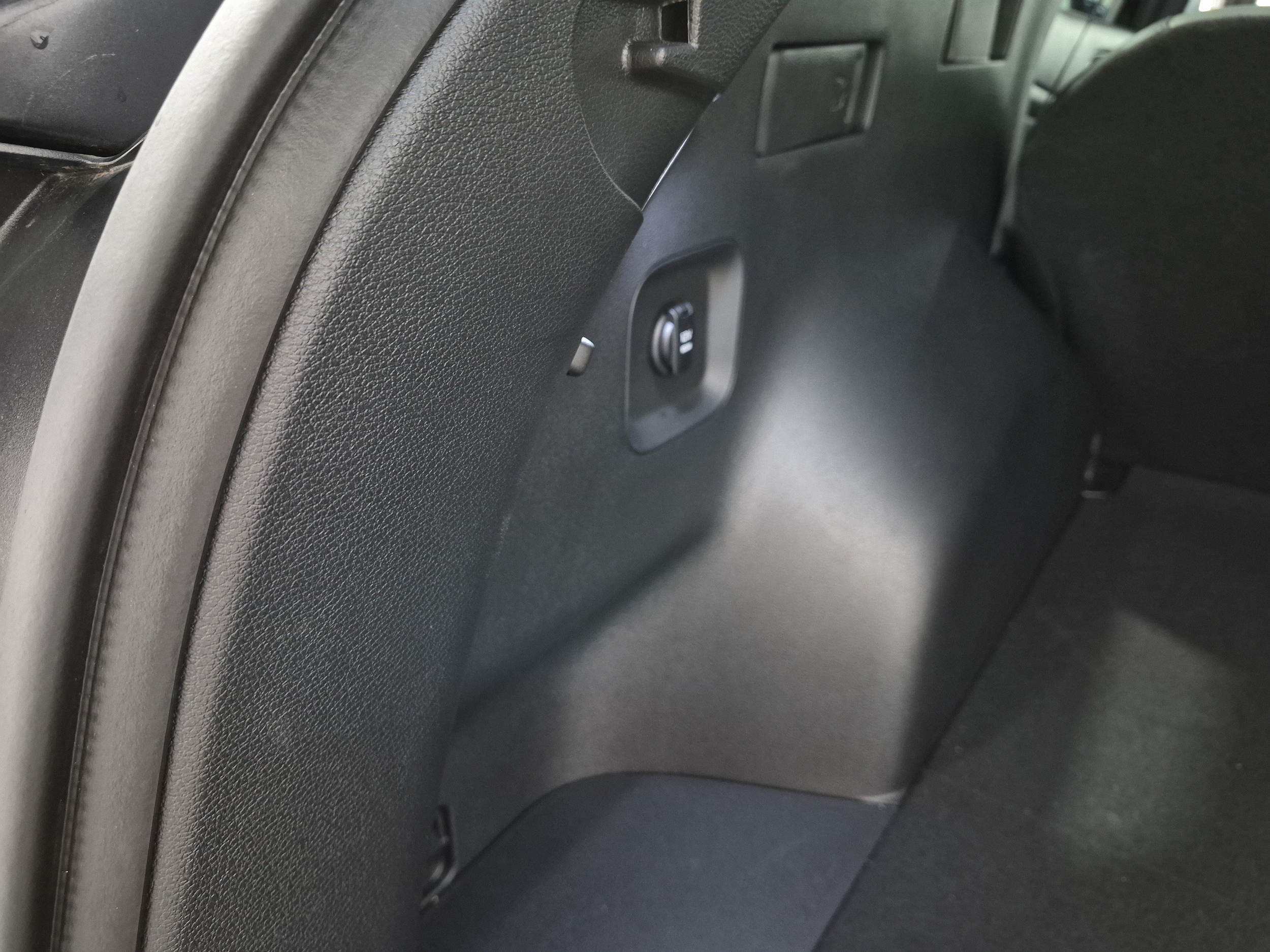 2025 Kia Sportage X-Line Prestige - Photo 29
