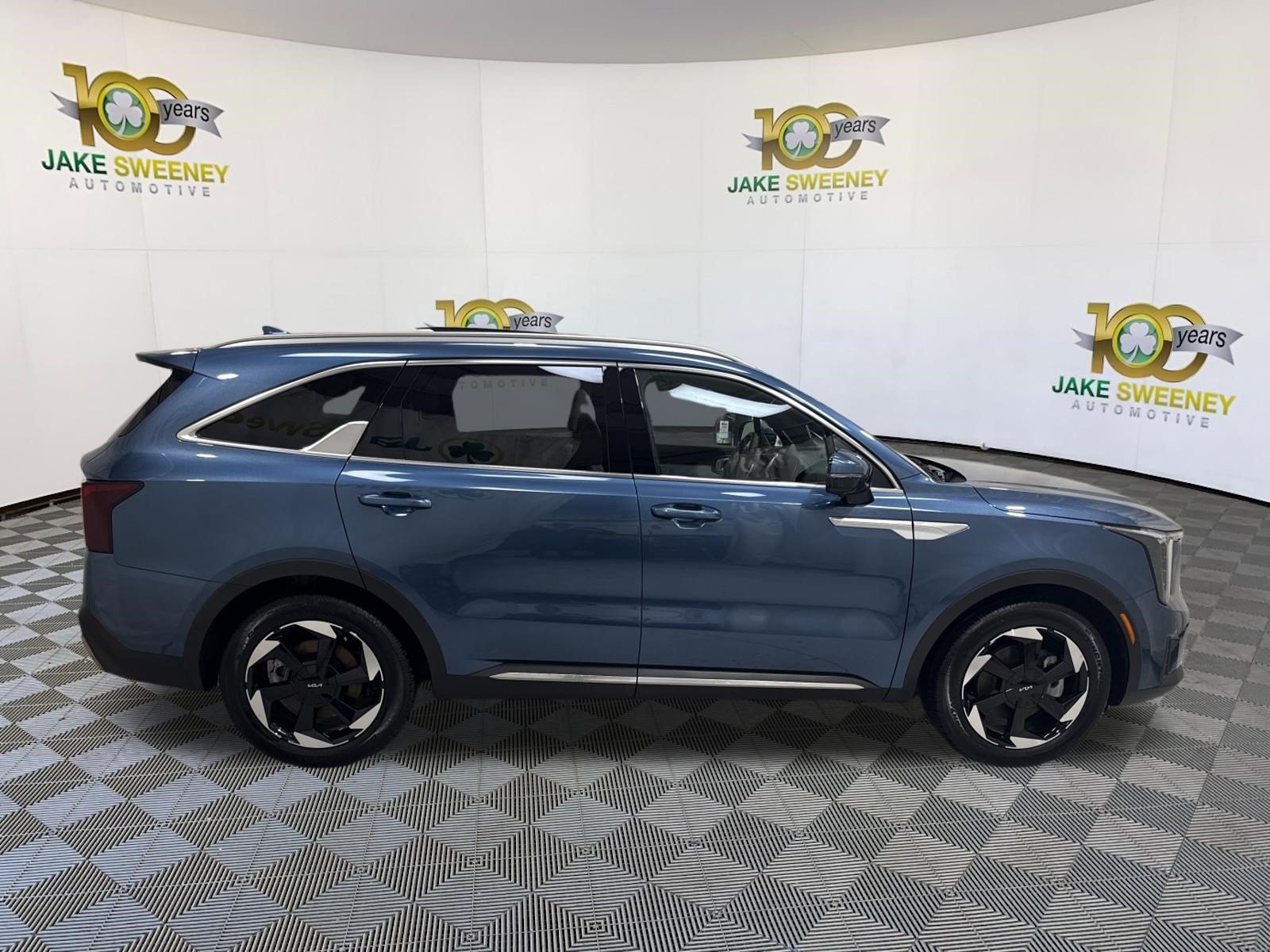 2025 Kia Sorento SX Prestige Hybrid - Photo 9