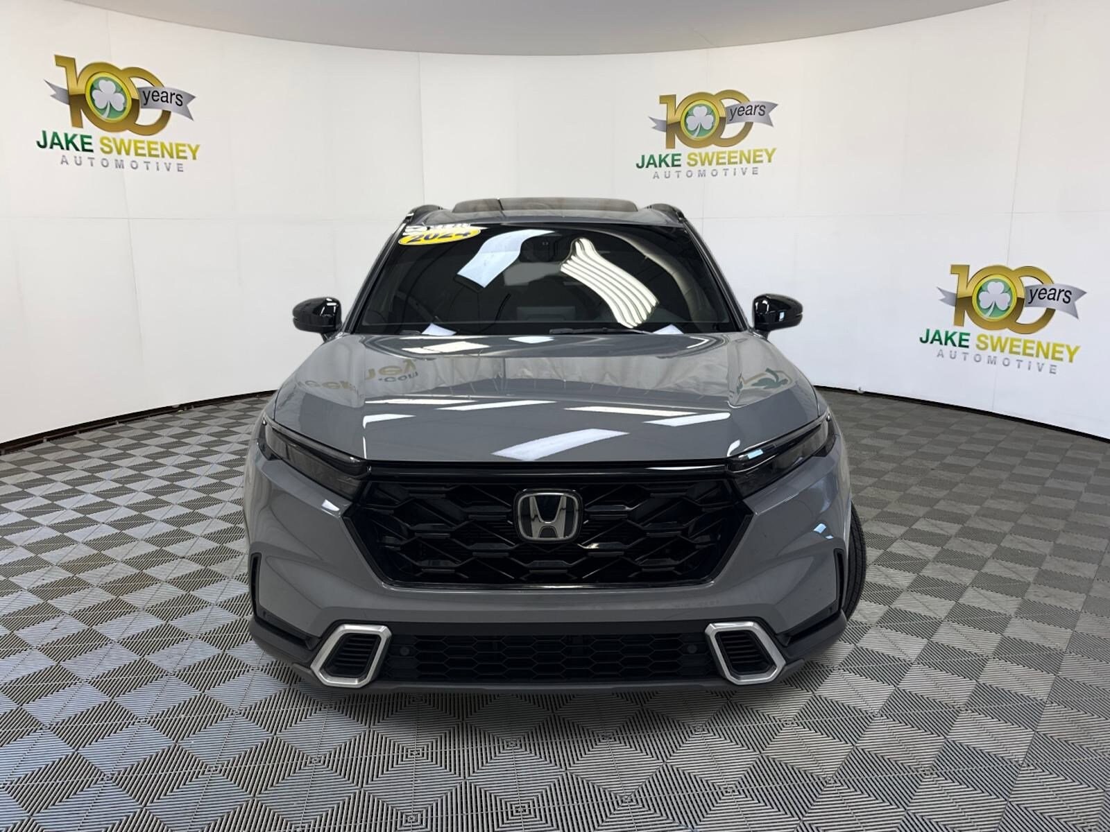 2024 Honda CR-V Hybrid Sport Touring photo 2