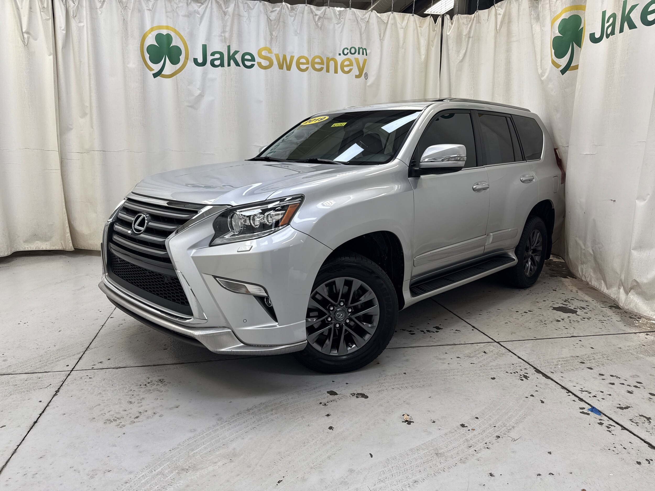 2019 Lexus GX 460 photo 3