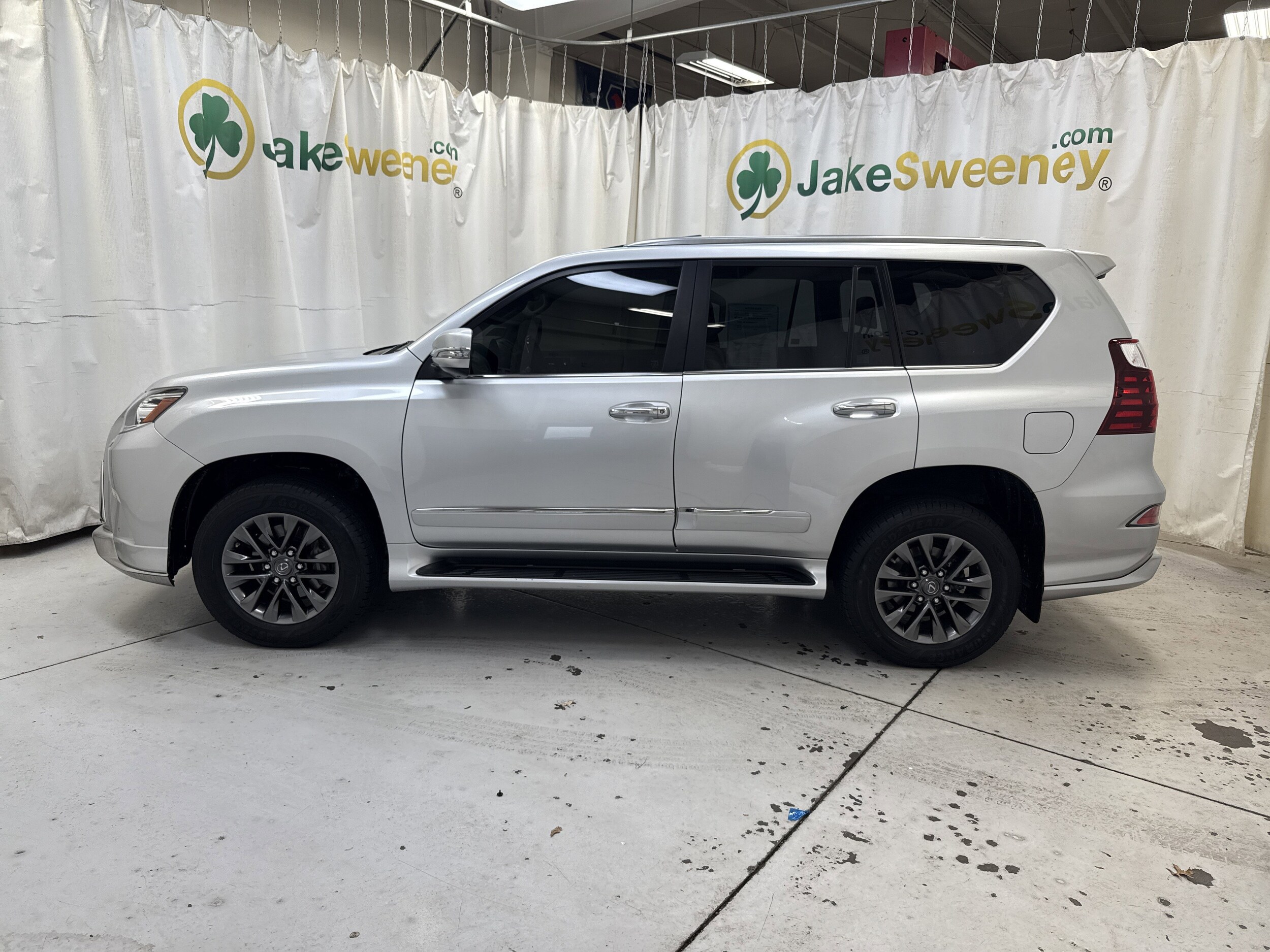 2019 Lexus GX 460 photo 4