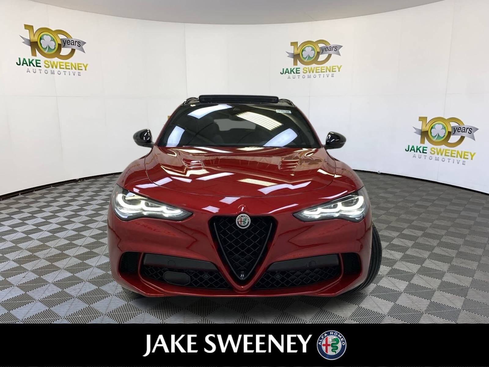 2024 Alfa Romeo Stelvio Quadrifoglio photo 3