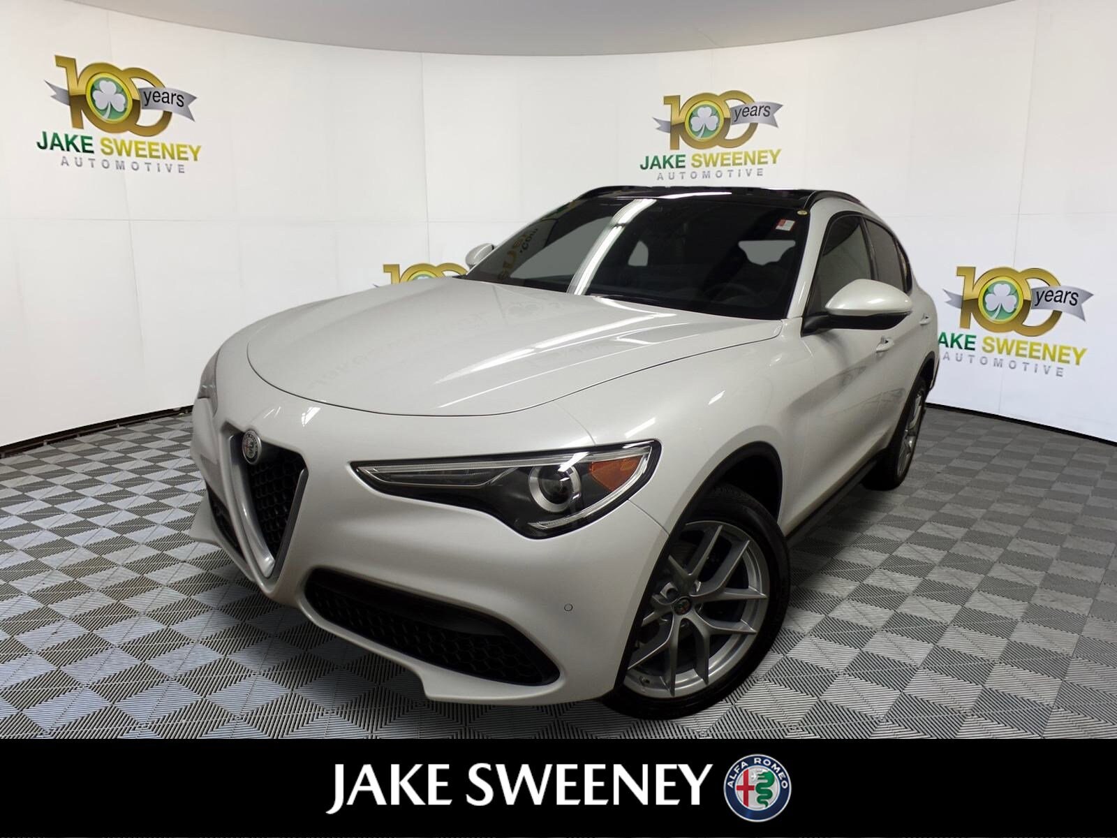2018 Alfa Romeo Stelvio Ti photo 3