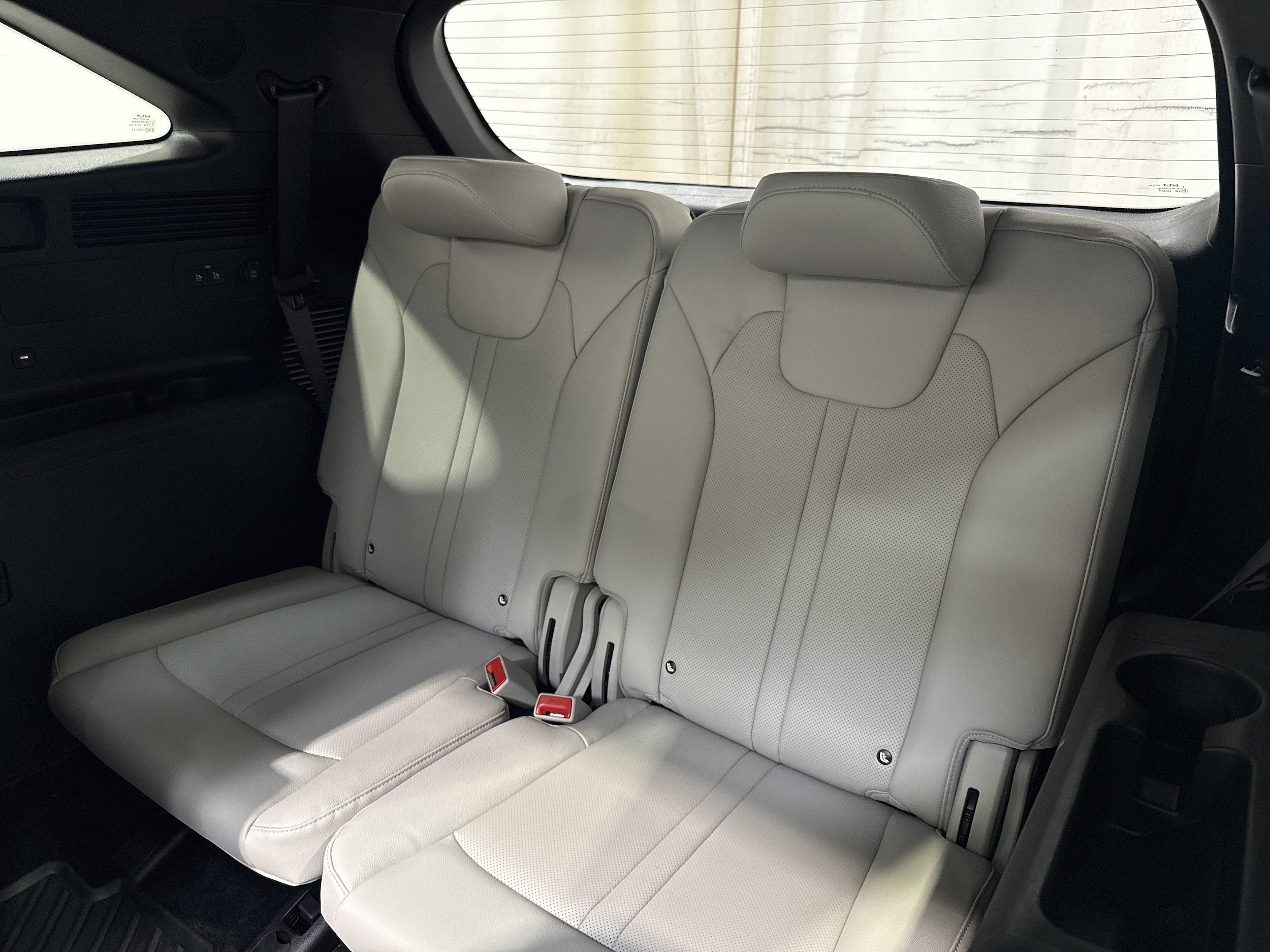 2025 Kia Sorento SX Prestige Hybrid - Photo 28