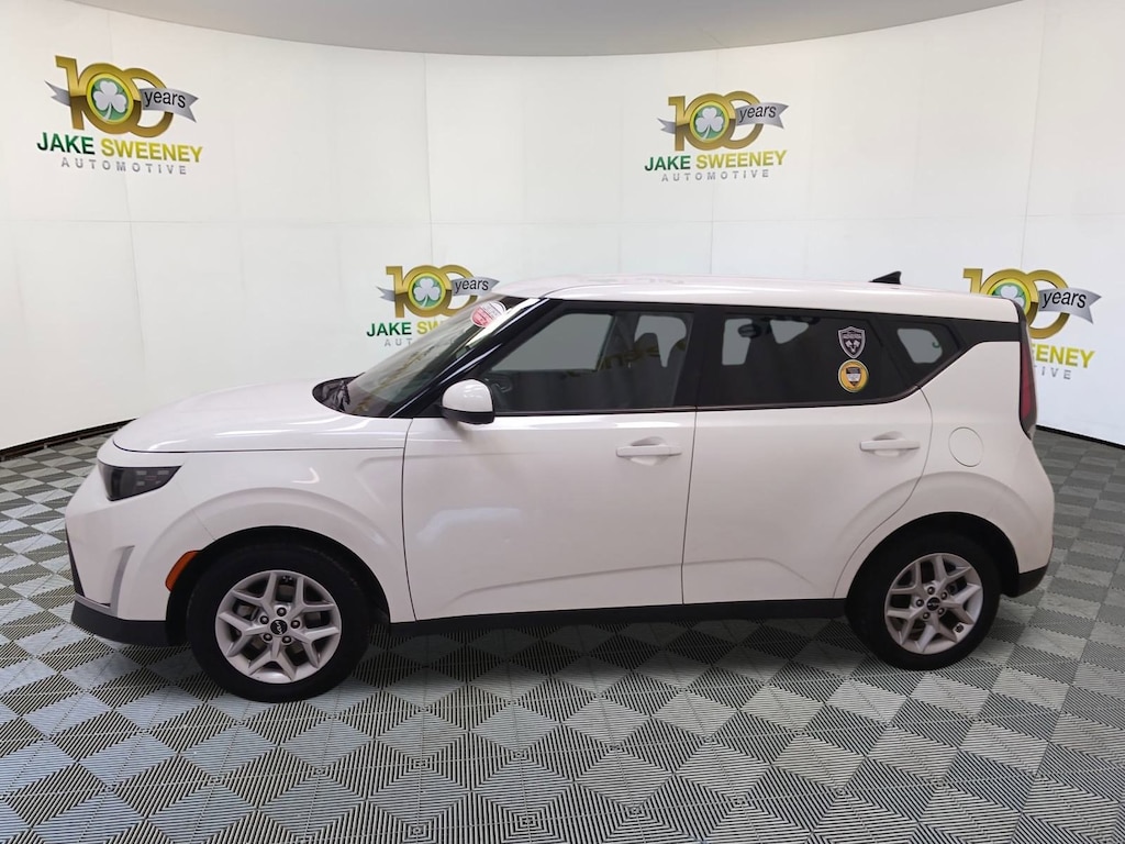 Used 2023 Kia Soul LX LX IVT